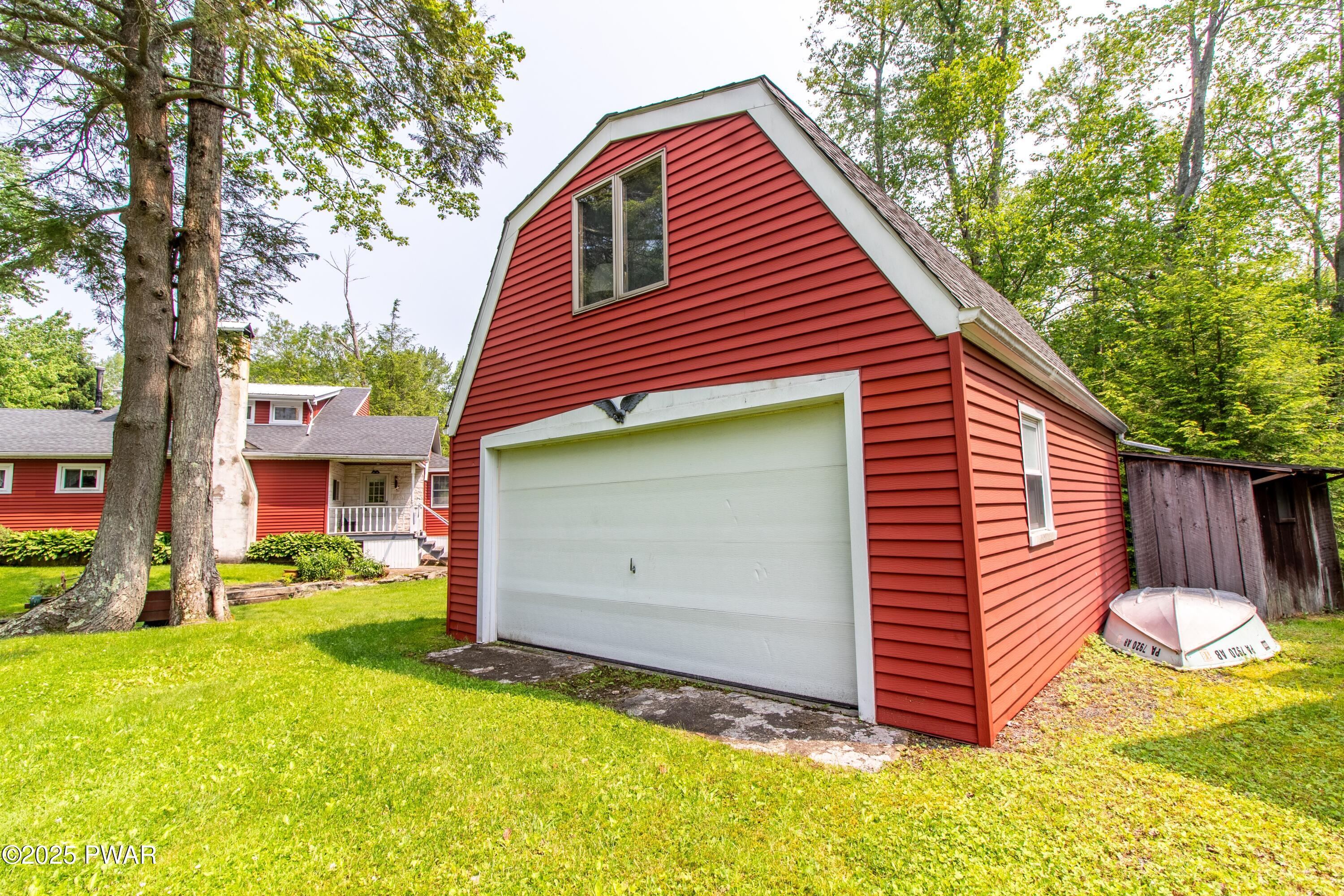 114 Springbrook Lane, Greentown, Pennsylvania image 21