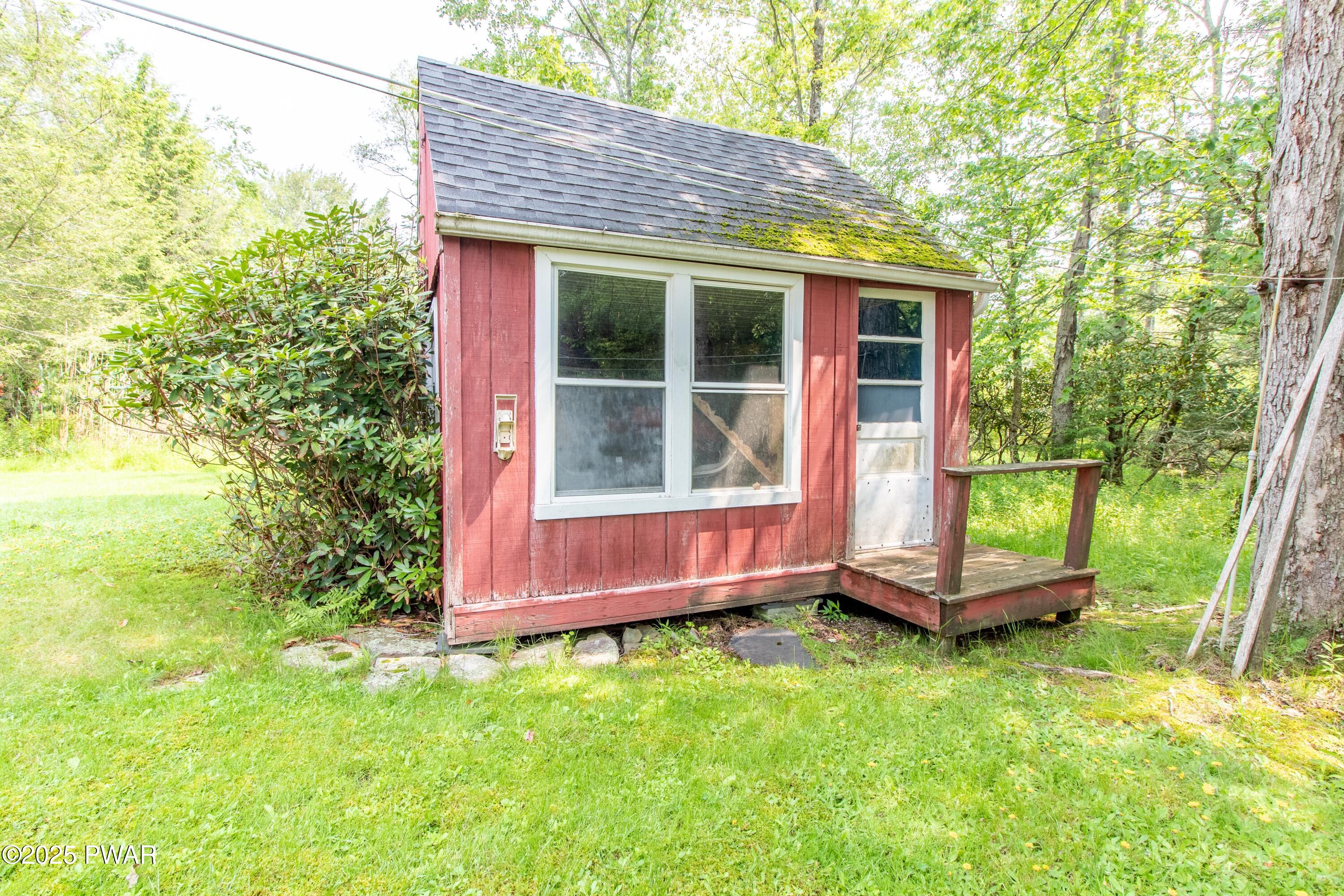 114 Springbrook Lane, Greentown, Pennsylvania image 28
