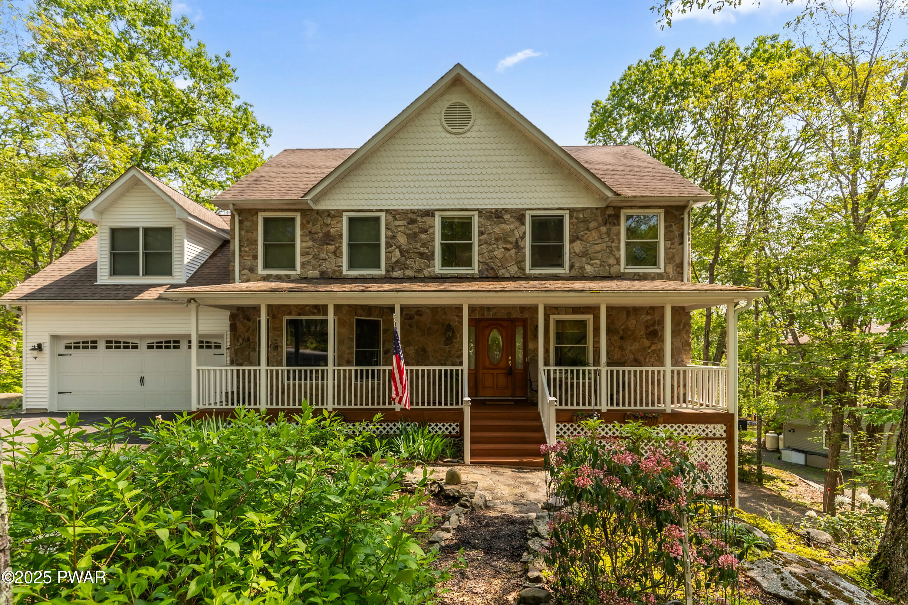 119 Canoebrook Drive, Hawley, Pennsylvania image 1