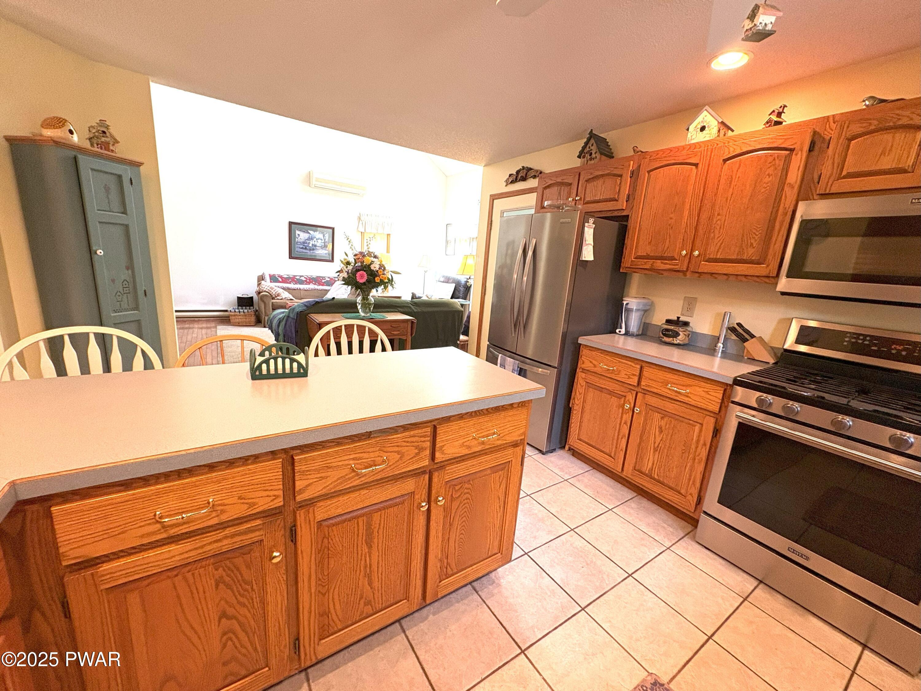 1010 Redlawn Lane, Lake Ariel, Pennsylvania image 7
