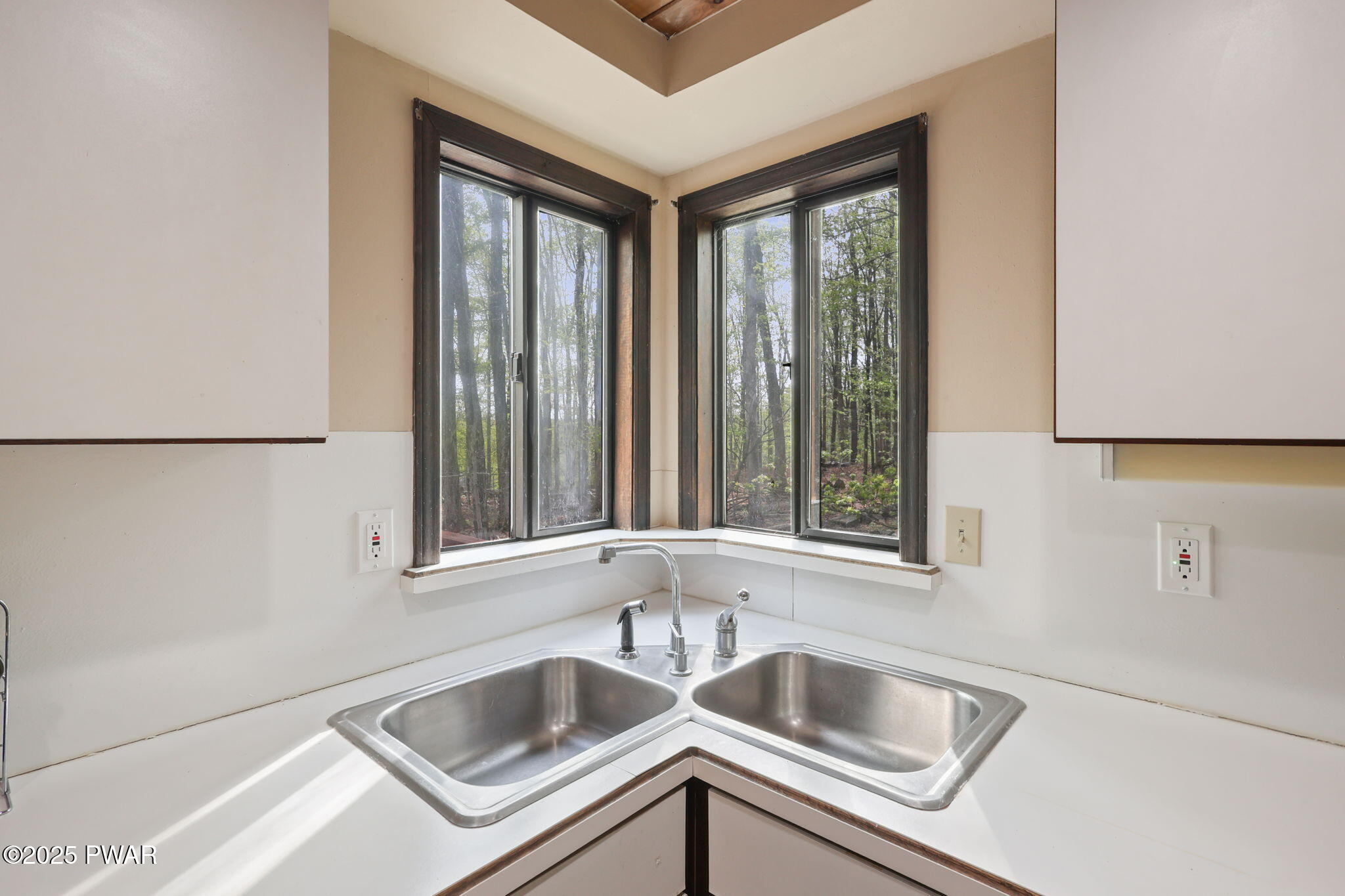 9 Roamingwood Road, Lake Ariel, Pennsylvania image 14