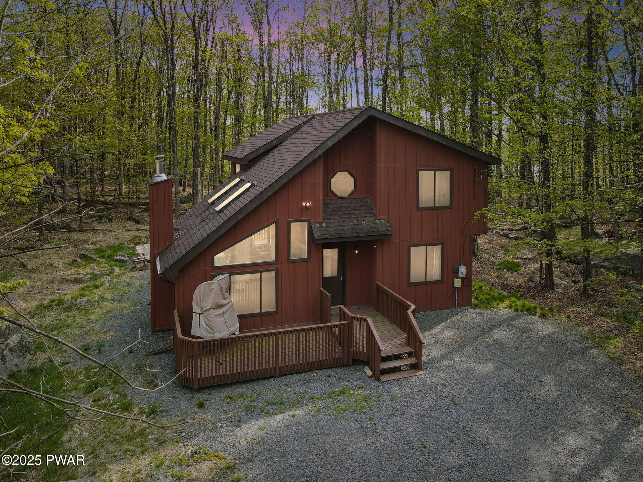 9 Roamingwood Road, Lake Ariel, Pennsylvania image 1