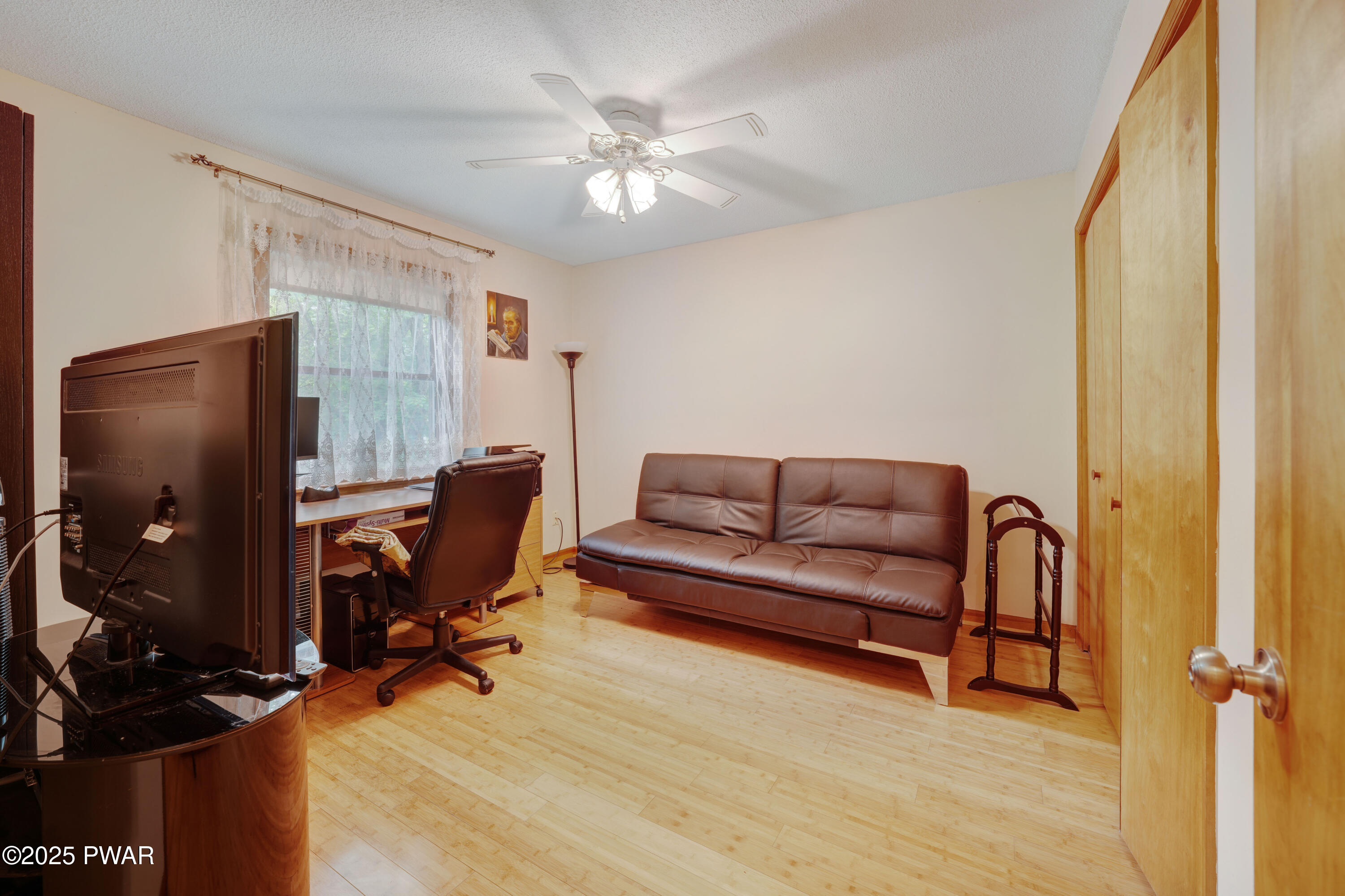 380 Falling Waters Boulevard, Lackawaxen, Pennsylvania image 28