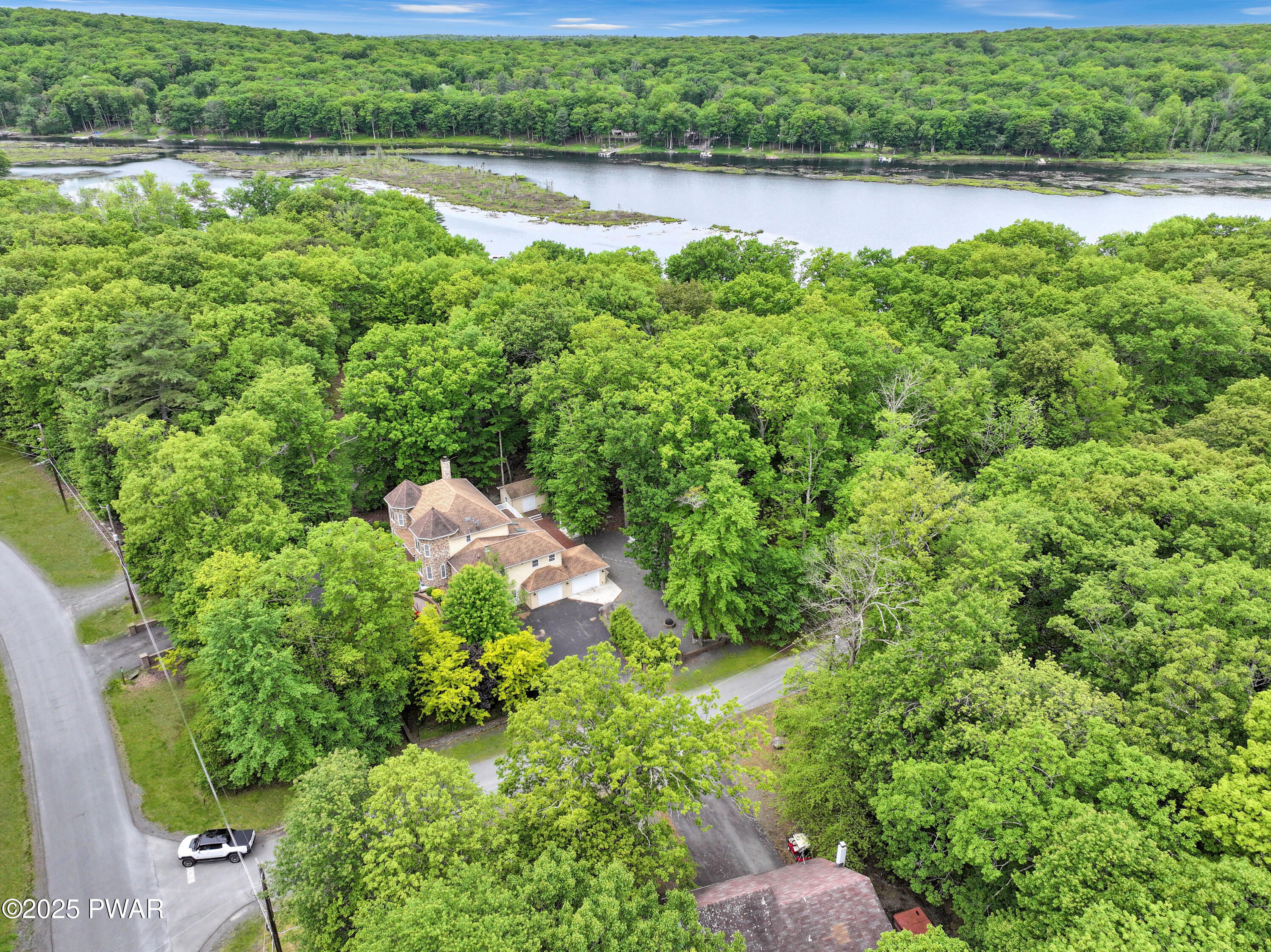 380 Falling Waters Boulevard, Lackawaxen, Pennsylvania image 37