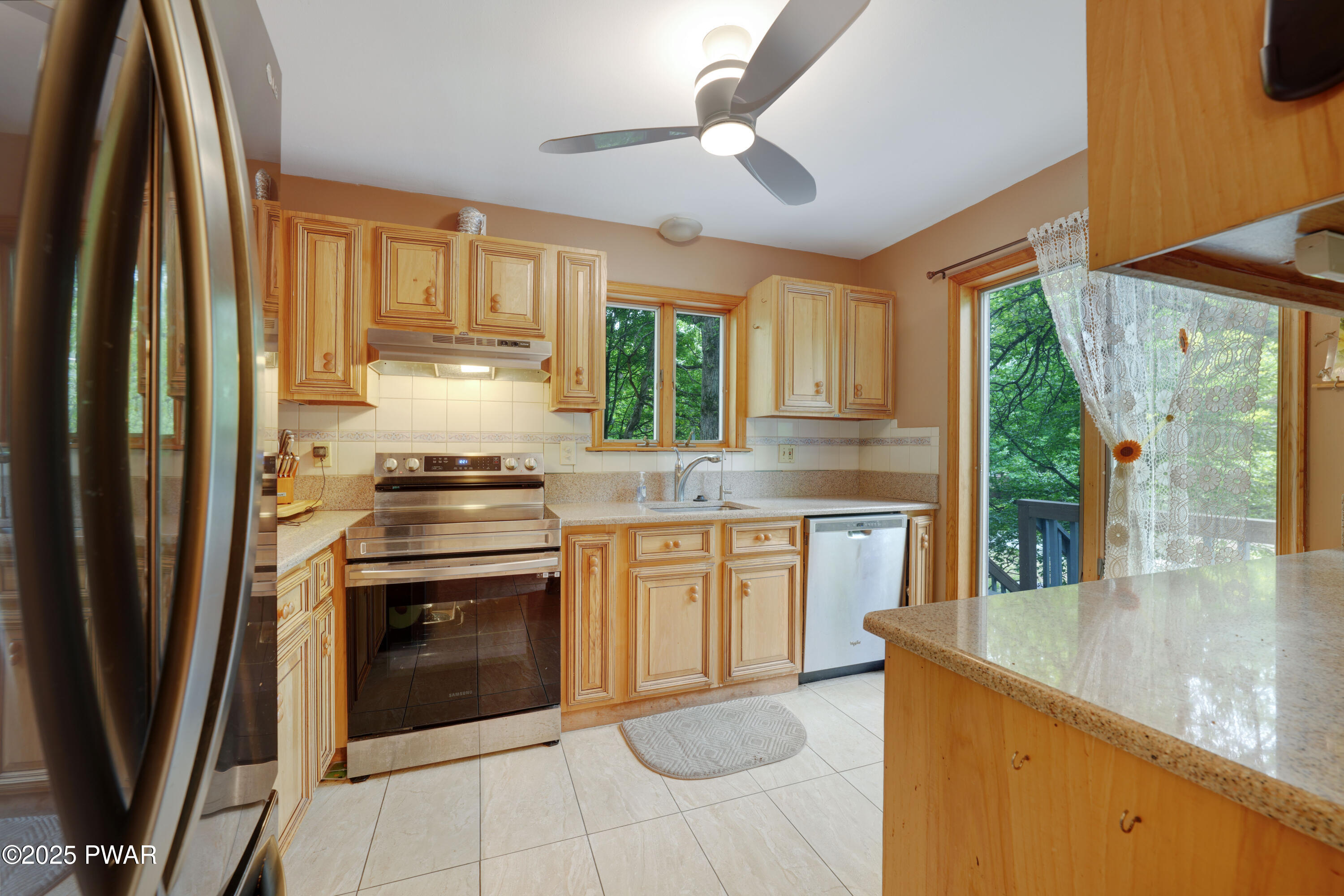 380 Falling Waters Boulevard, Lackawaxen, Pennsylvania image 8