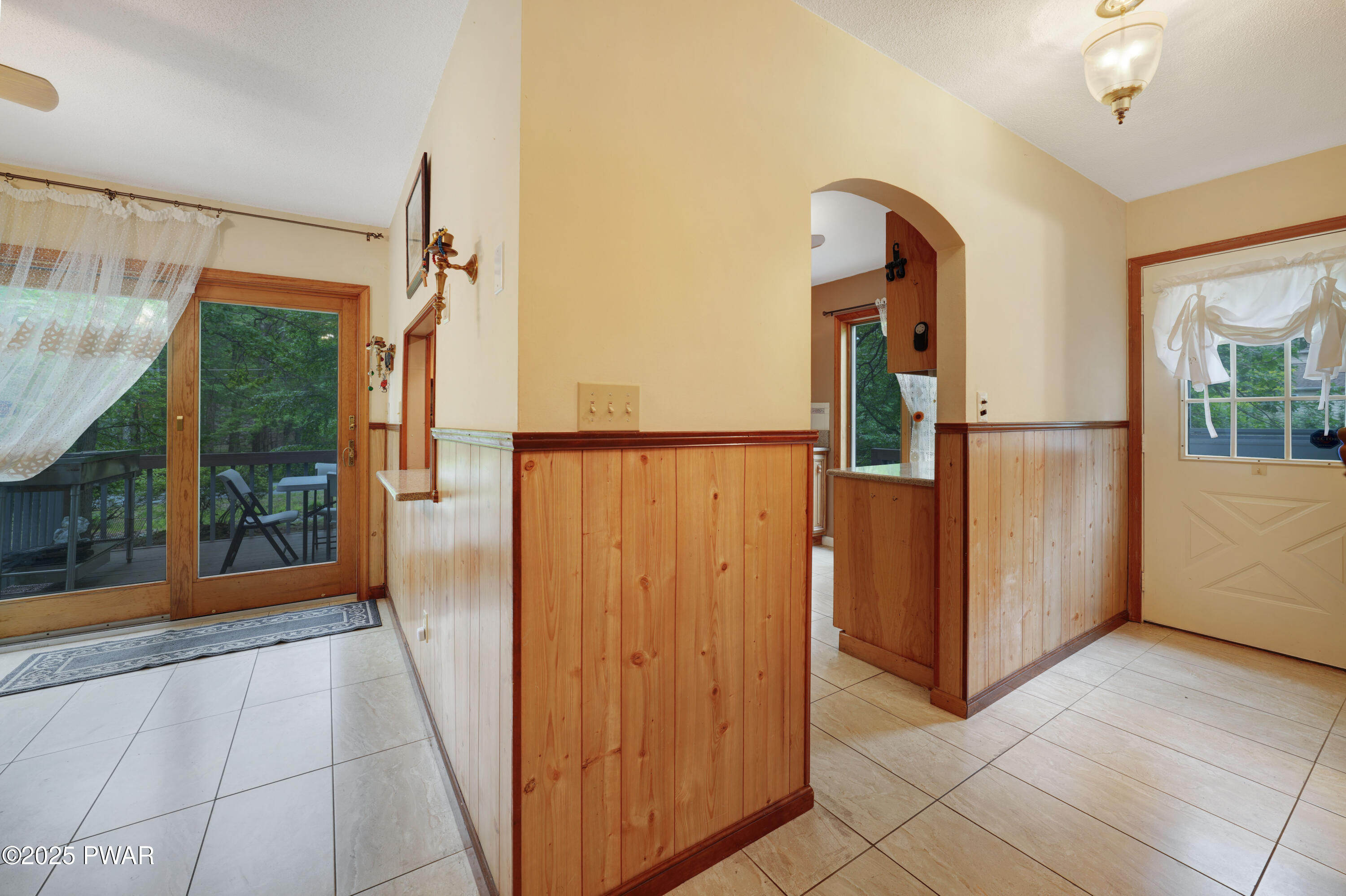 380 Falling Waters Boulevard, Lackawaxen, Pennsylvania image 12