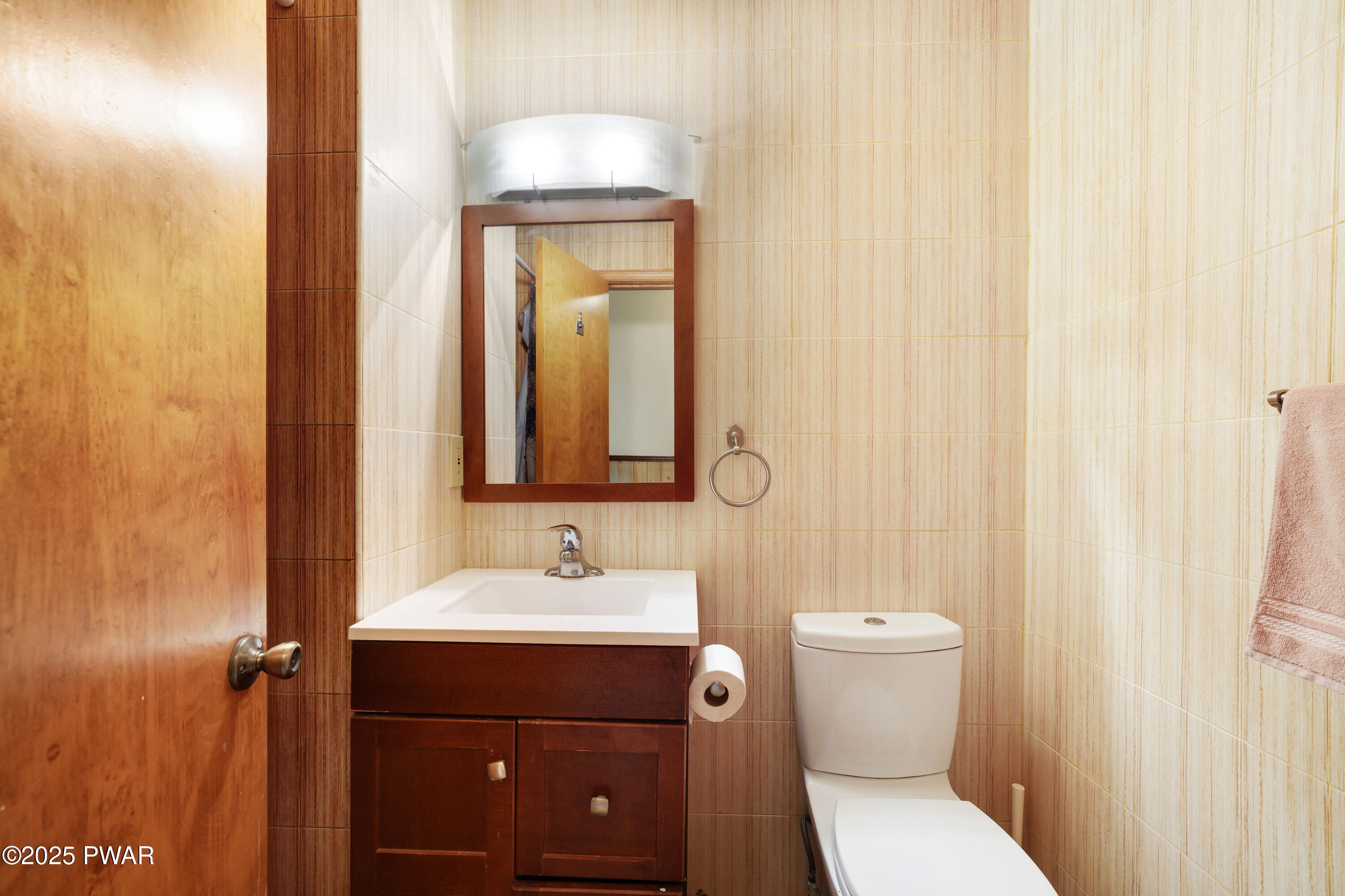 380 Falling Waters Boulevard, Lackawaxen, Pennsylvania image 13