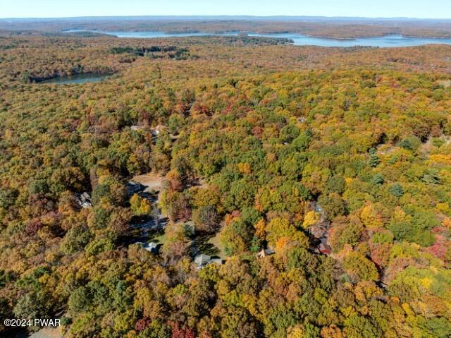 Tafton, Pennsylvania 18464, United States, 4 Bedrooms Bedrooms, ,4 BathroomsBathrooms,Residential,Pending,36722