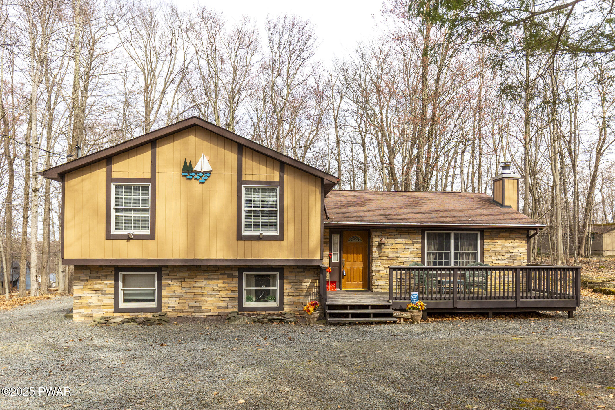 1141 Lakeland Drive, Lake Ariel, Pennsylvania image 1