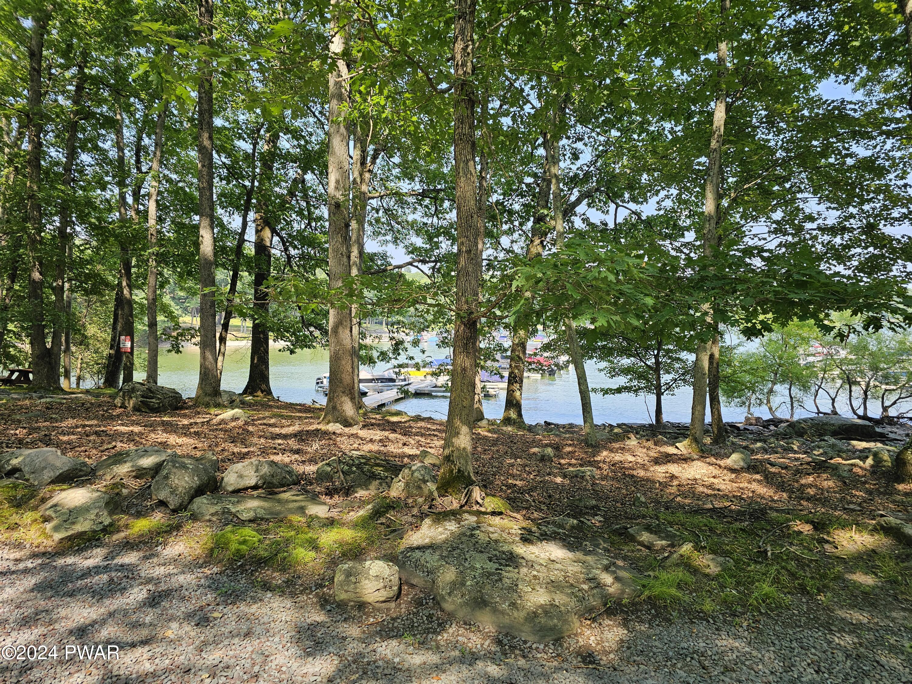 Lot 20 Cove Point Circle, Lakeville, Pennsylvania image 10