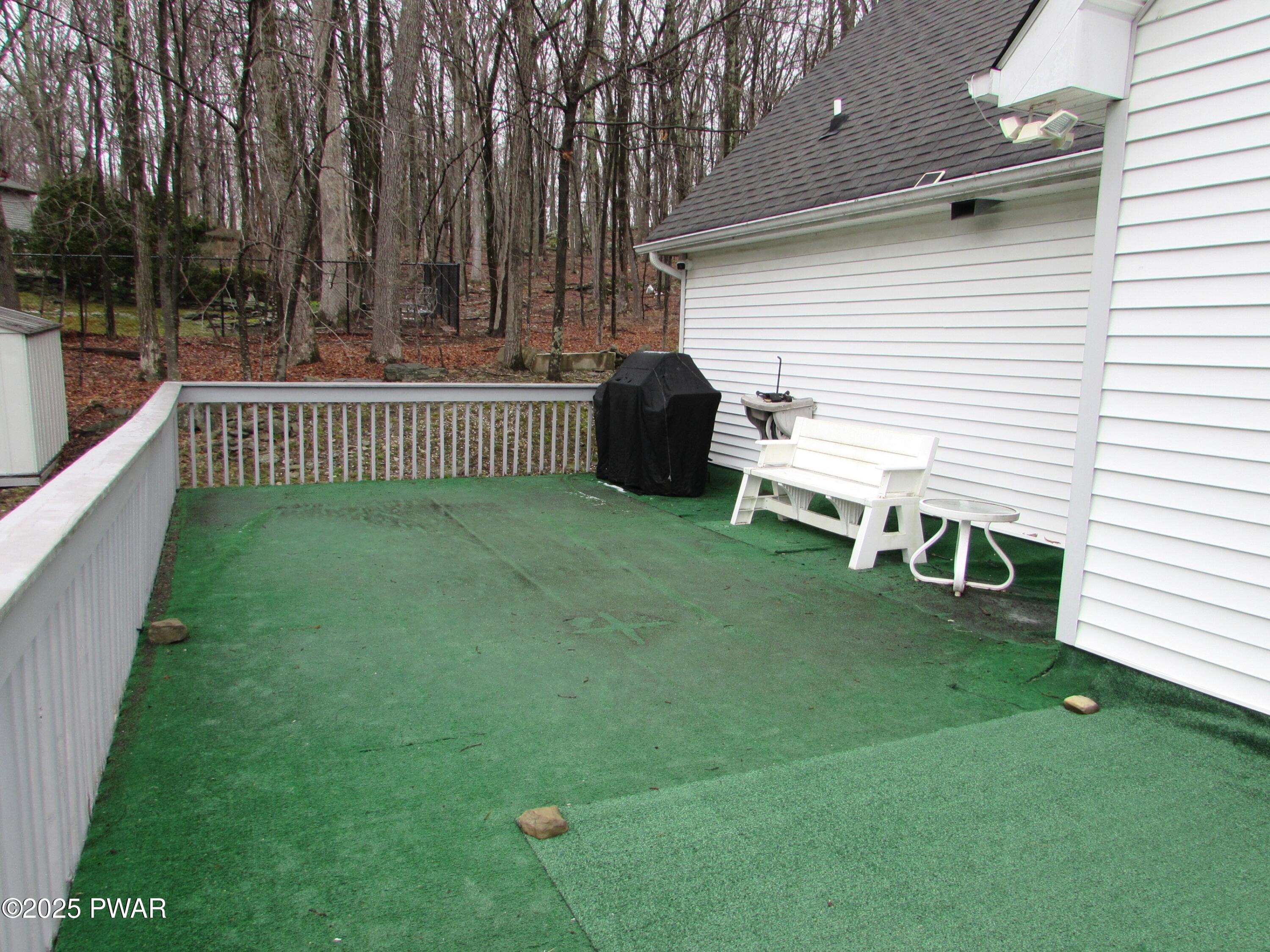 169 N Lake Drive, Dingmans Ferry, Pennsylvania image 9