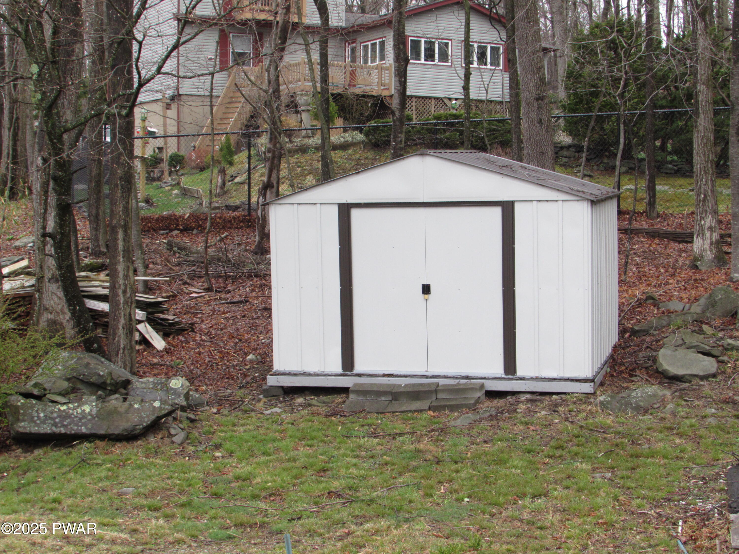 169 N Lake Drive, Dingmans Ferry, Pennsylvania image 46