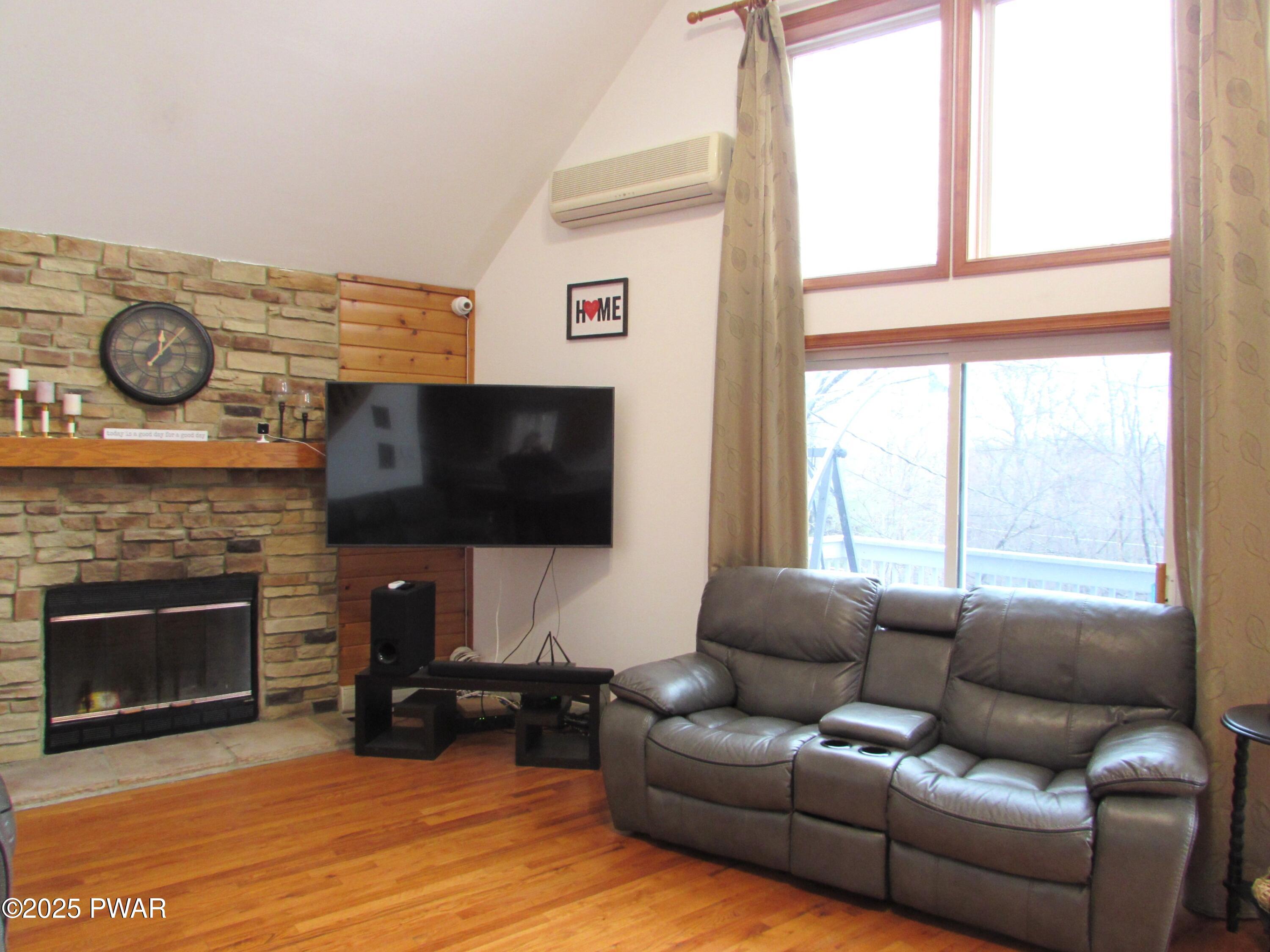 169 N Lake Drive, Dingmans Ferry, Pennsylvania image 15