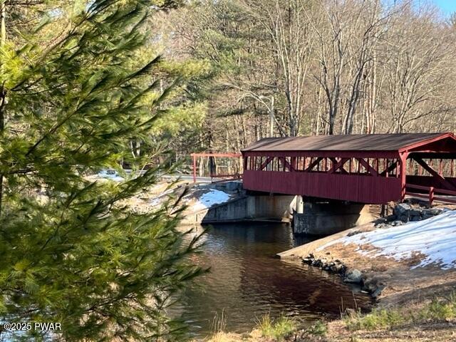 Covered Bridge Drive, Hawley, Pennsylvania image 1