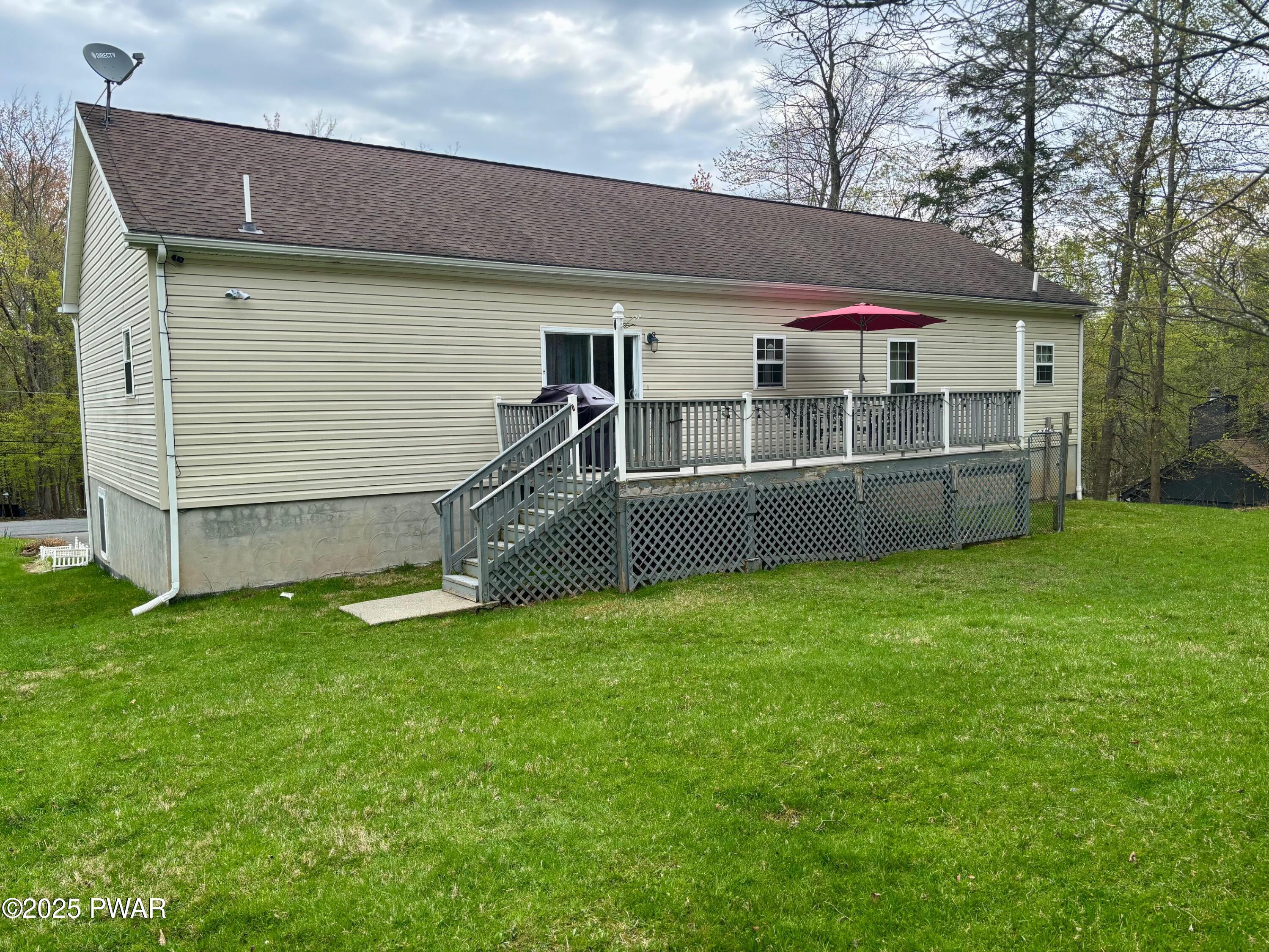 1040 Indian Drive, Lake Ariel, Pennsylvania image 4