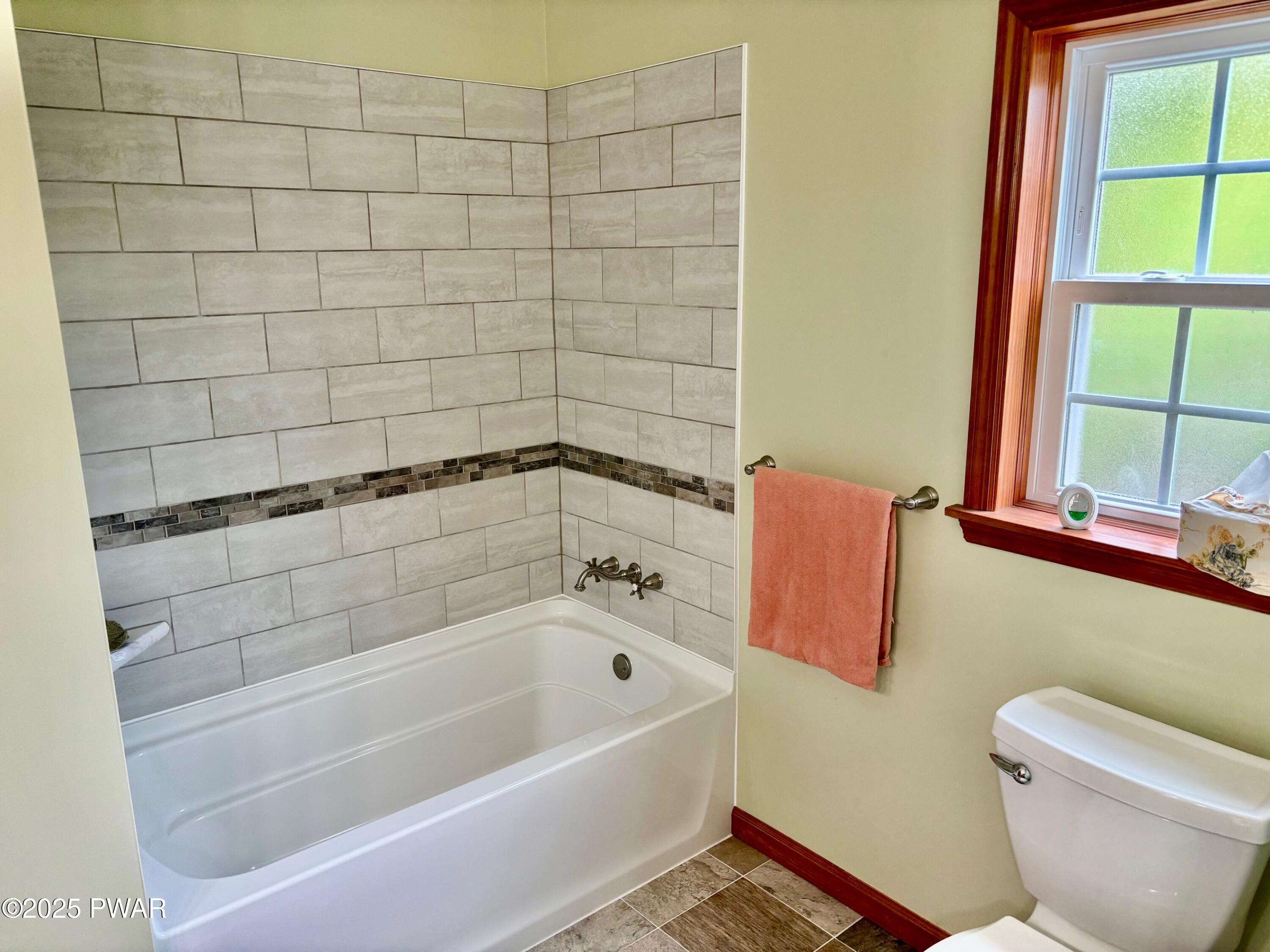 1040 Indian Drive, Lake Ariel, Pennsylvania image 18