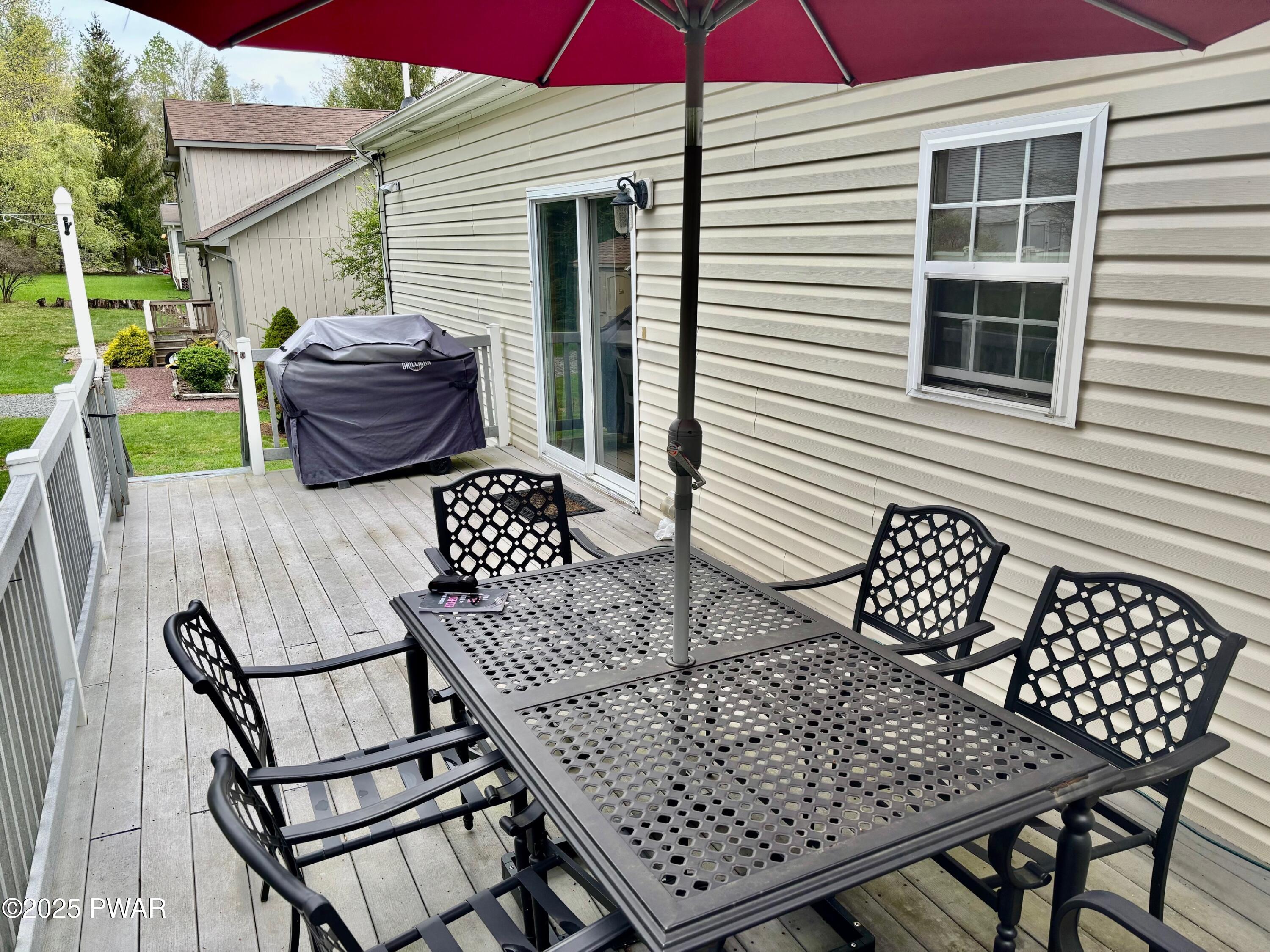 1040 Indian Drive, Lake Ariel, Pennsylvania image 3