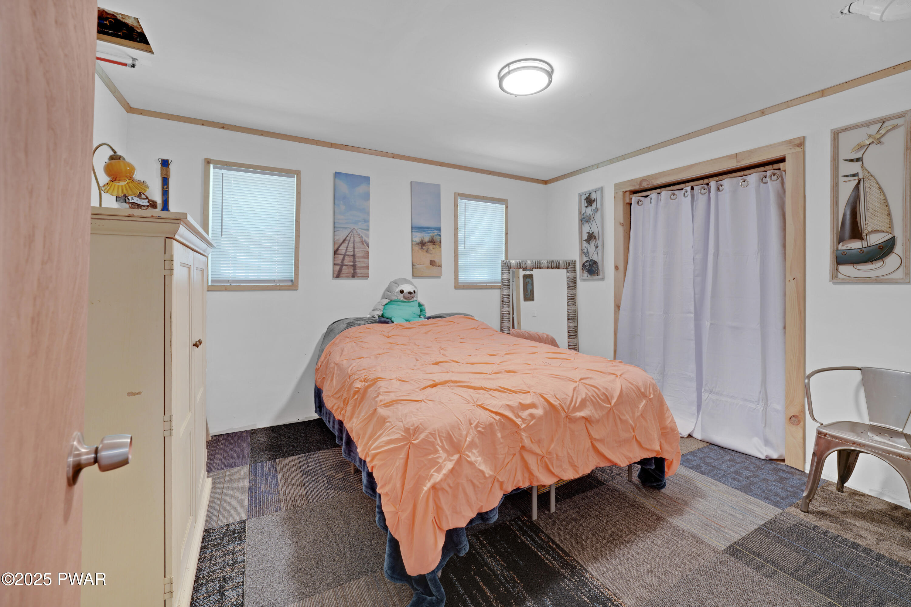 1145 Lakeside Drive, Dingmans Ferry, Pennsylvania image 18