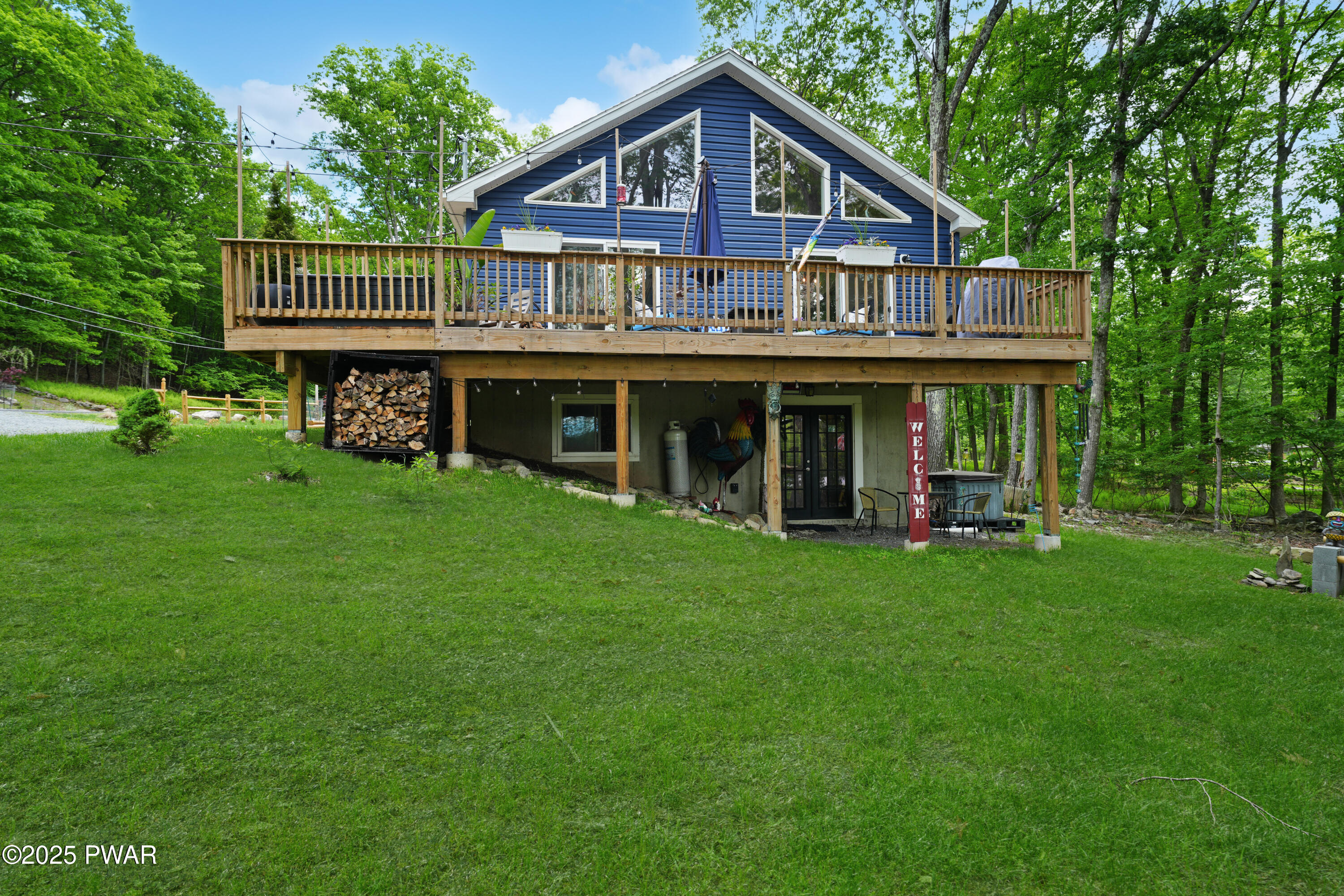1145 Lakeside Drive, Dingmans Ferry, Pennsylvania image 2