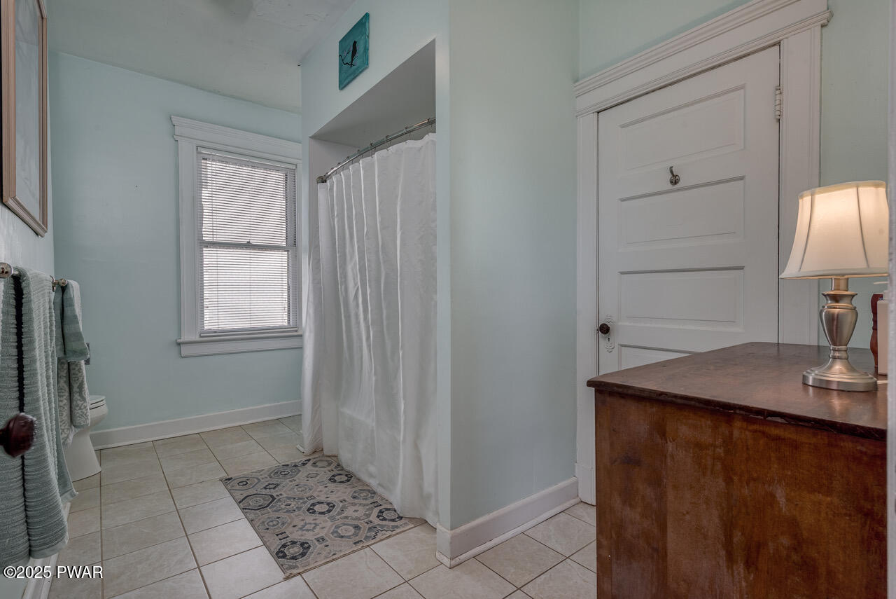 1213 Schlager Street, Scranton, Pennsylvania image 24