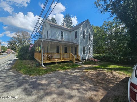 Homes For Sale - 914 Main Street<br/> Newfoundland, PA 18445