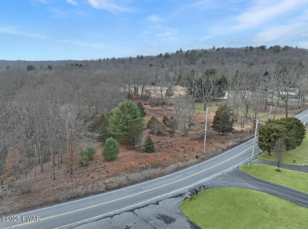 1016 Sellersville Drive, East Stroudsburg, Pennsylvania image 10