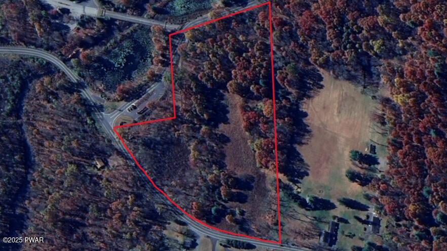 1016 Sellersville Drive, East Stroudsburg, Pennsylvania image 5
