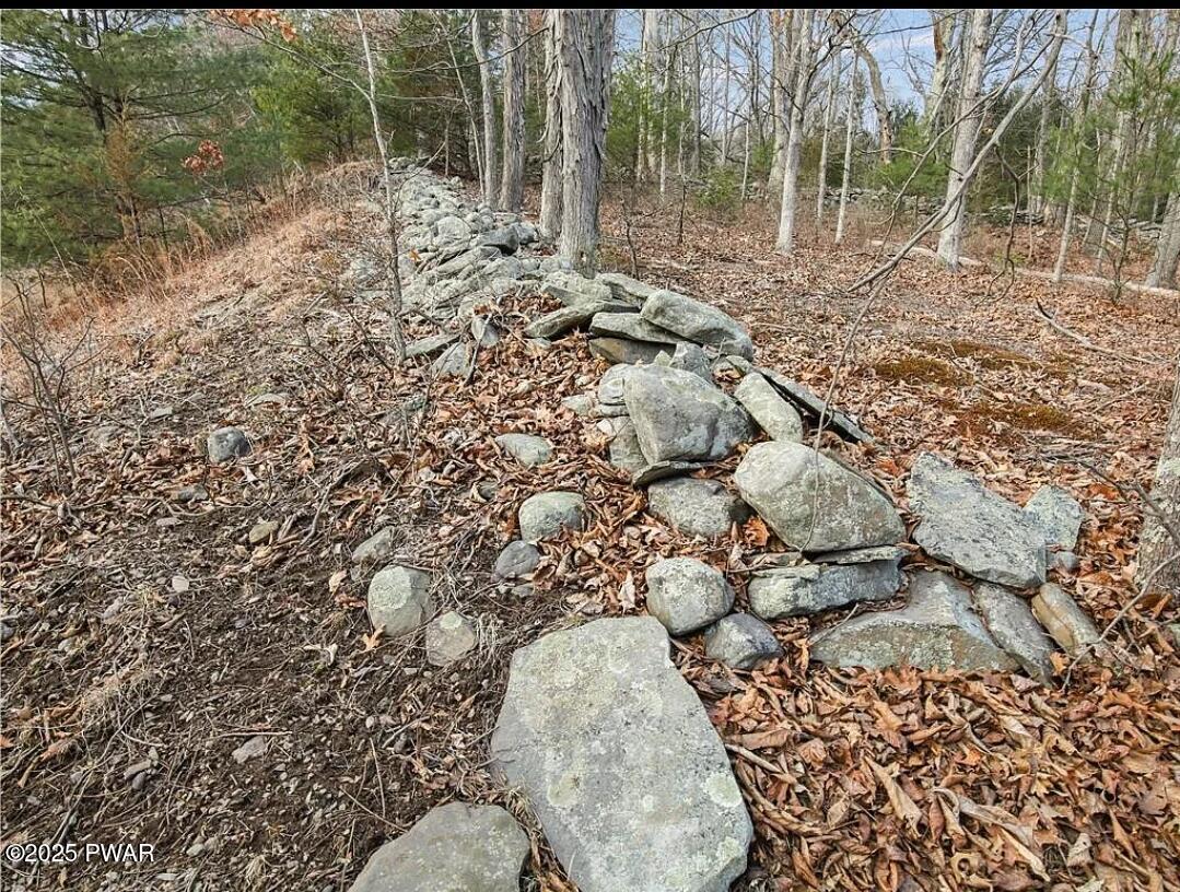1016 Sellersville Drive, East Stroudsburg, Pennsylvania image 23