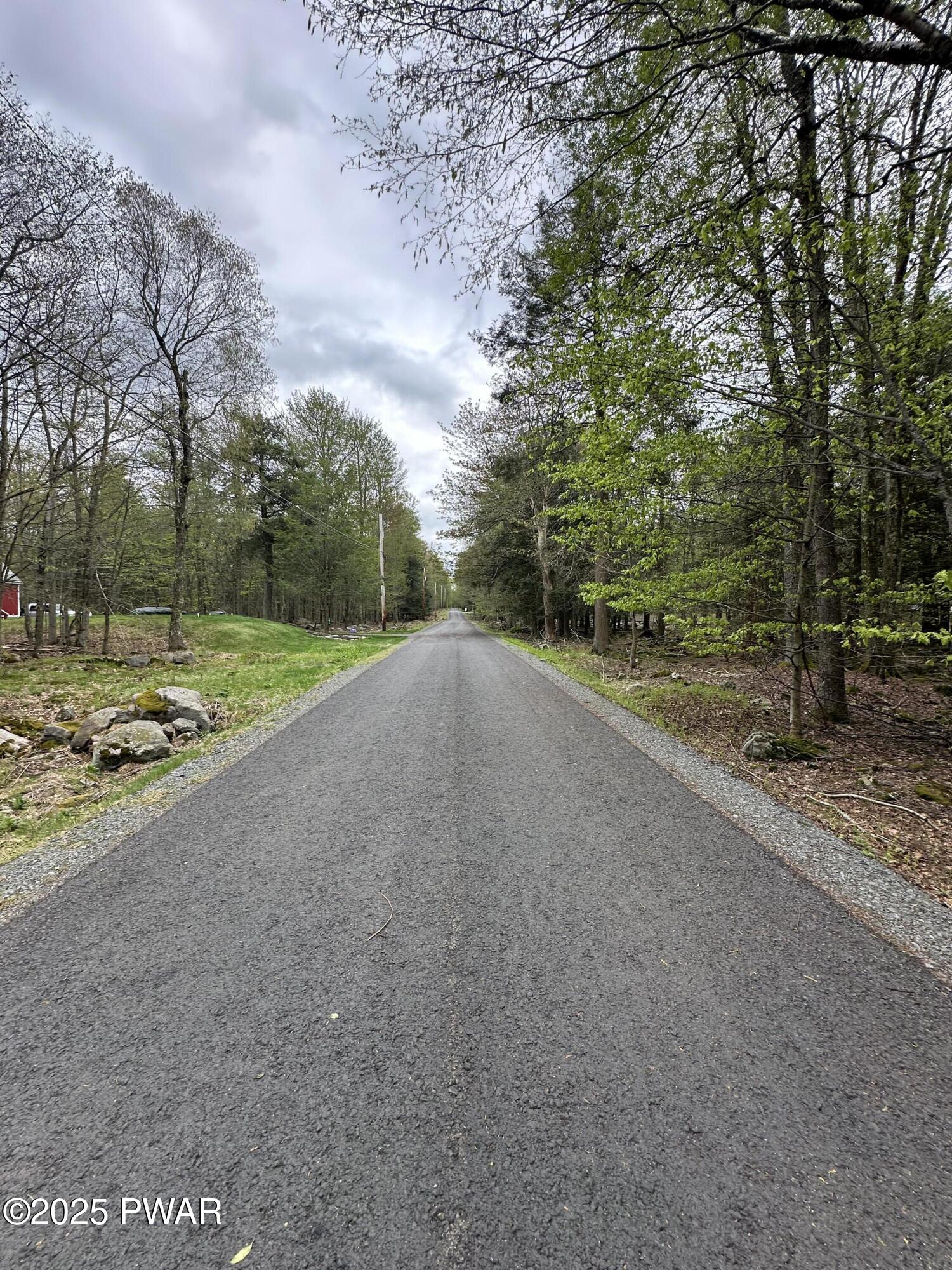 32 Old Silver Mine Trail, Gouldsboro, Pennsylvania image 6