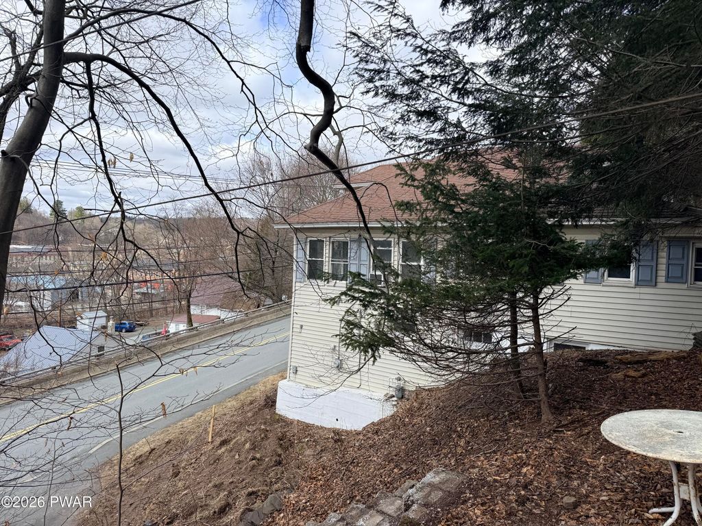 Photo of 139 Cliff Street, Honesdale, PA 18431 (MLS # PW260599)
