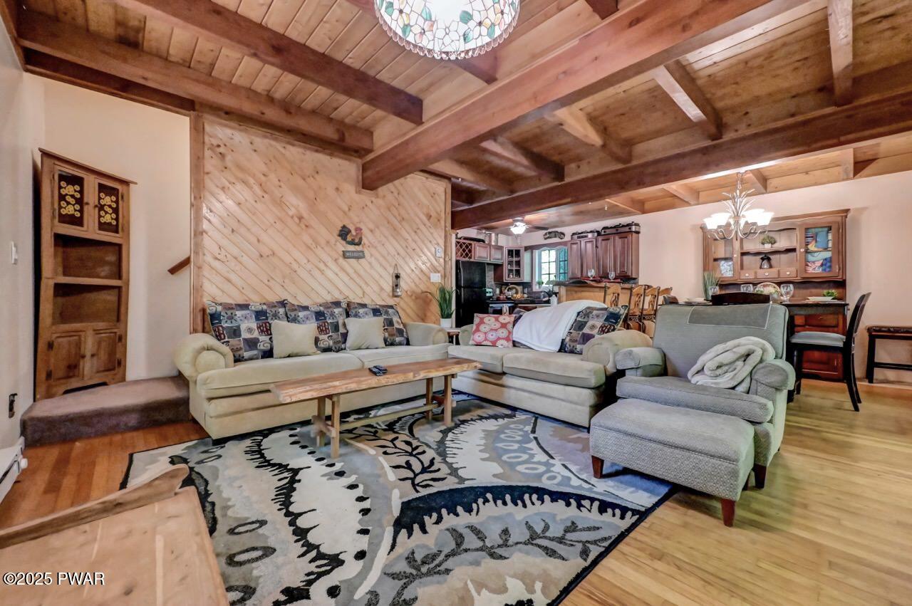 3538 Chestnut Hill Drive, Lake Ariel, Pennsylvania image 10