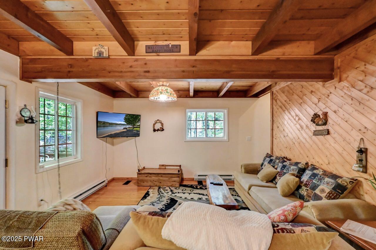 3538 Chestnut Hill Drive, Lake Ariel, Pennsylvania image 23