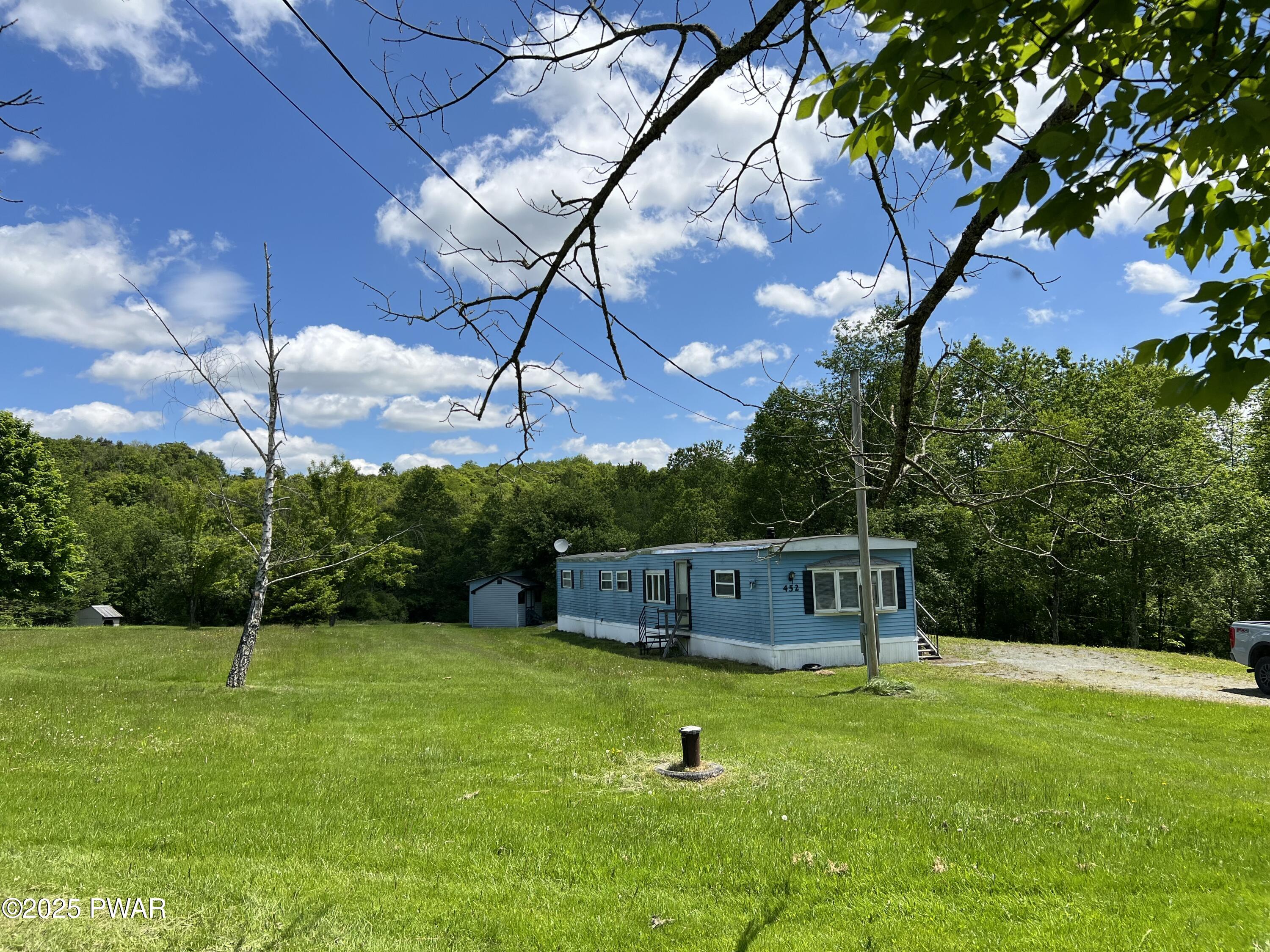 452 Boyds Mills Road, Milanville, Pennsylvania image 1