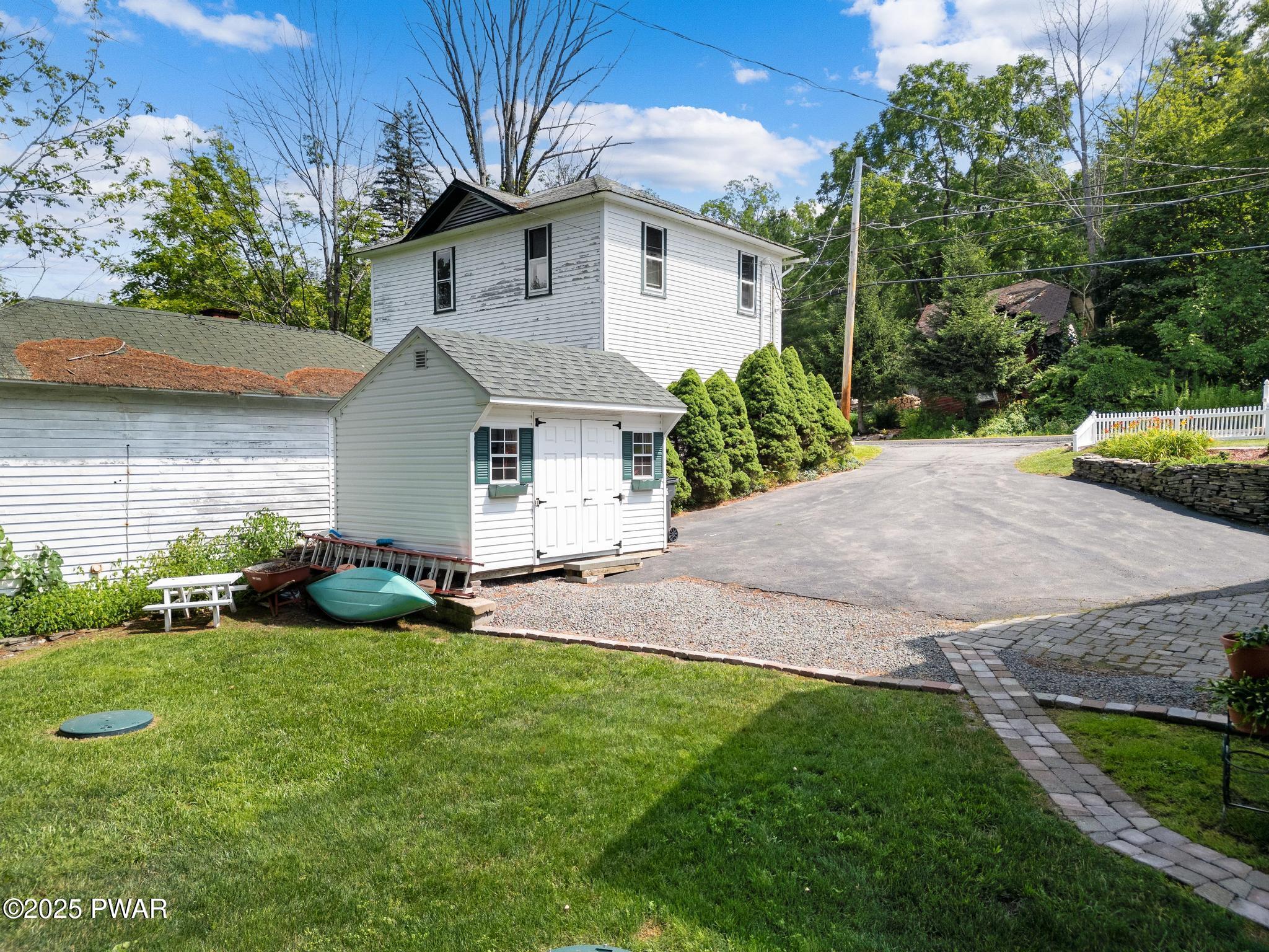 297 E Shore Drive, Lake Ariel, Pennsylvania image 12