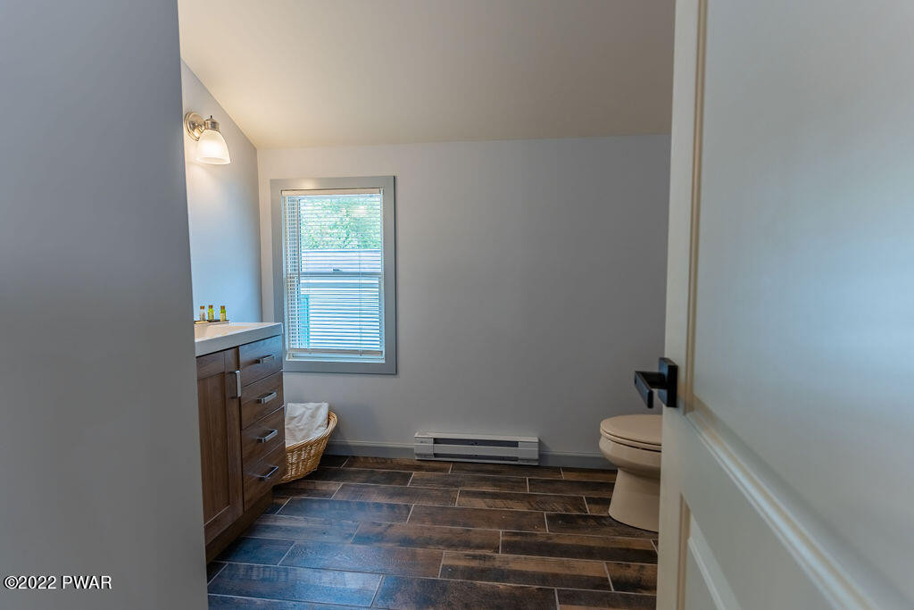 577 Duck Harbor Road, Equinunk, Pennsylvania image 25