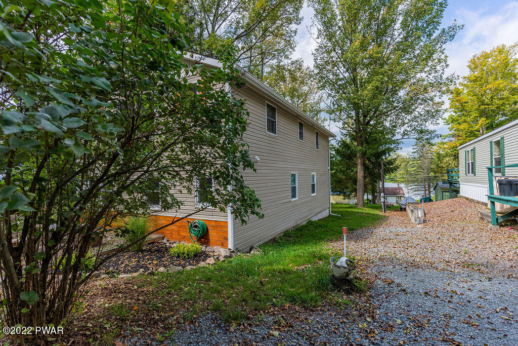 577 Duck Harbor Road, Equinunk, Pennsylvania image 41