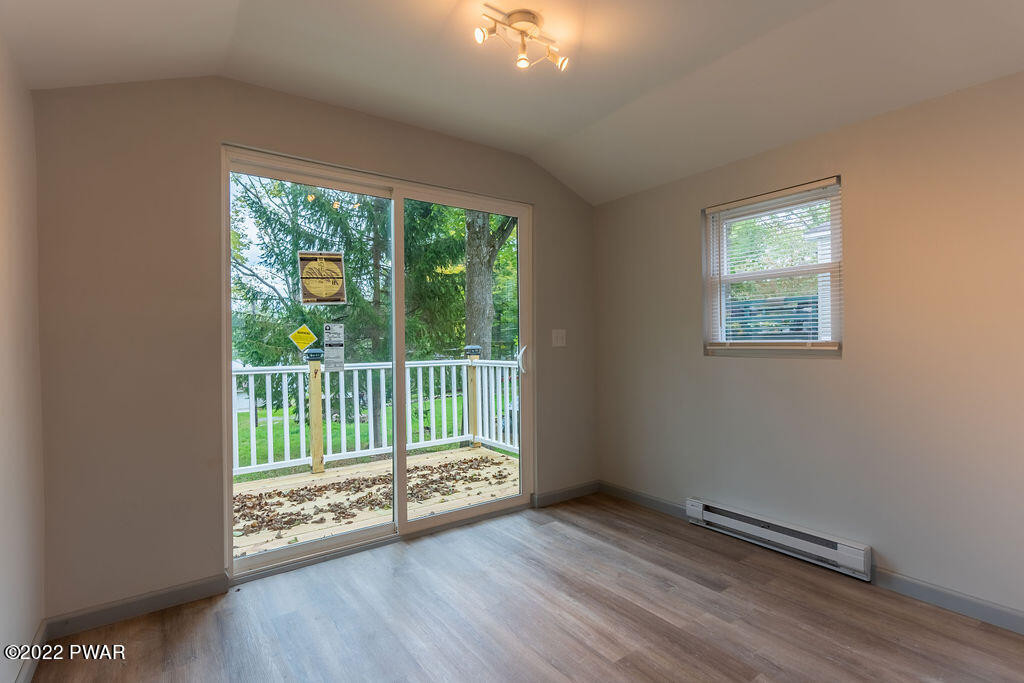 577 Duck Harbor Road, Equinunk, Pennsylvania image 15