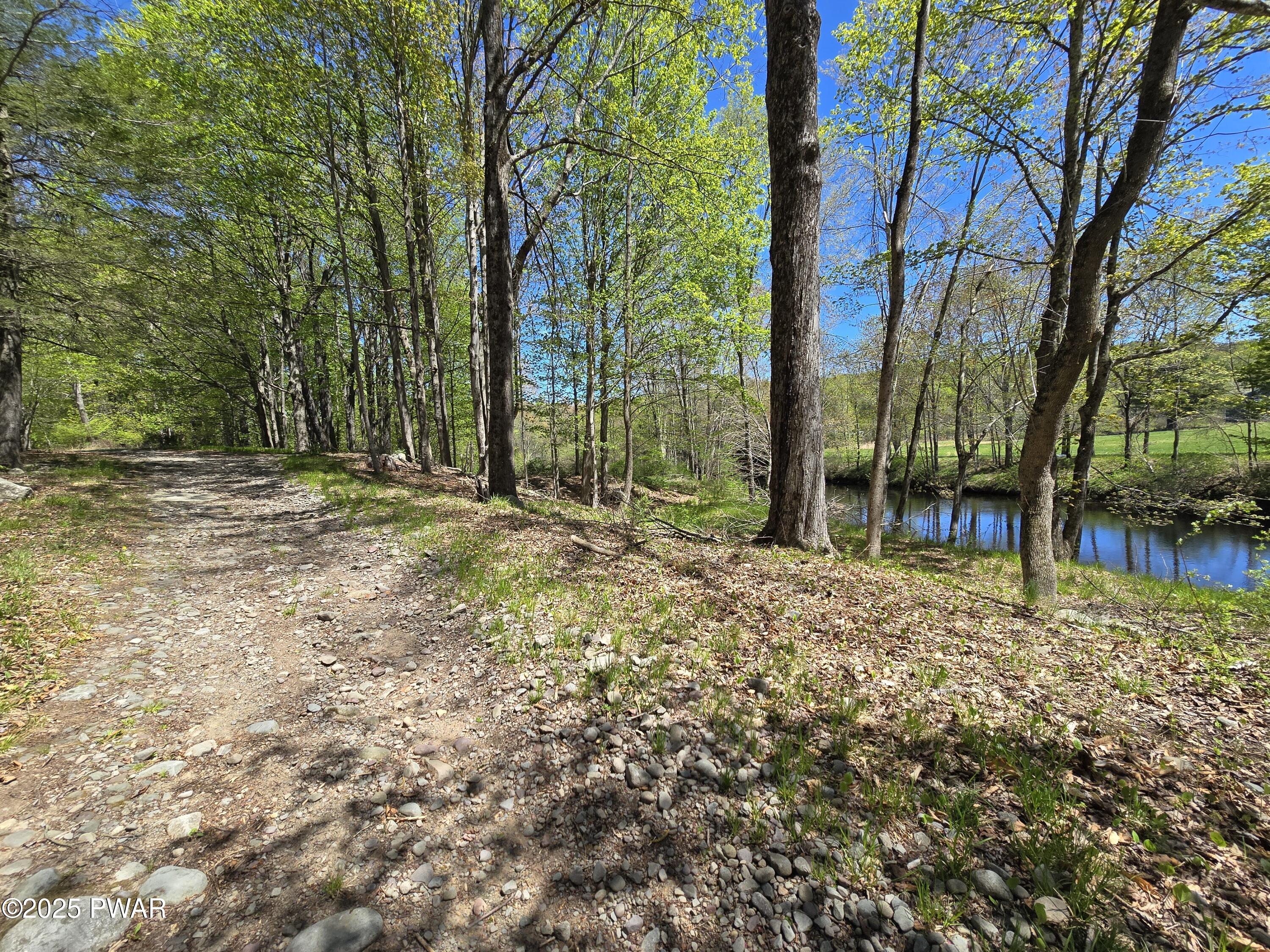 Long River Road, Newfoundland, Pennsylvania image 2