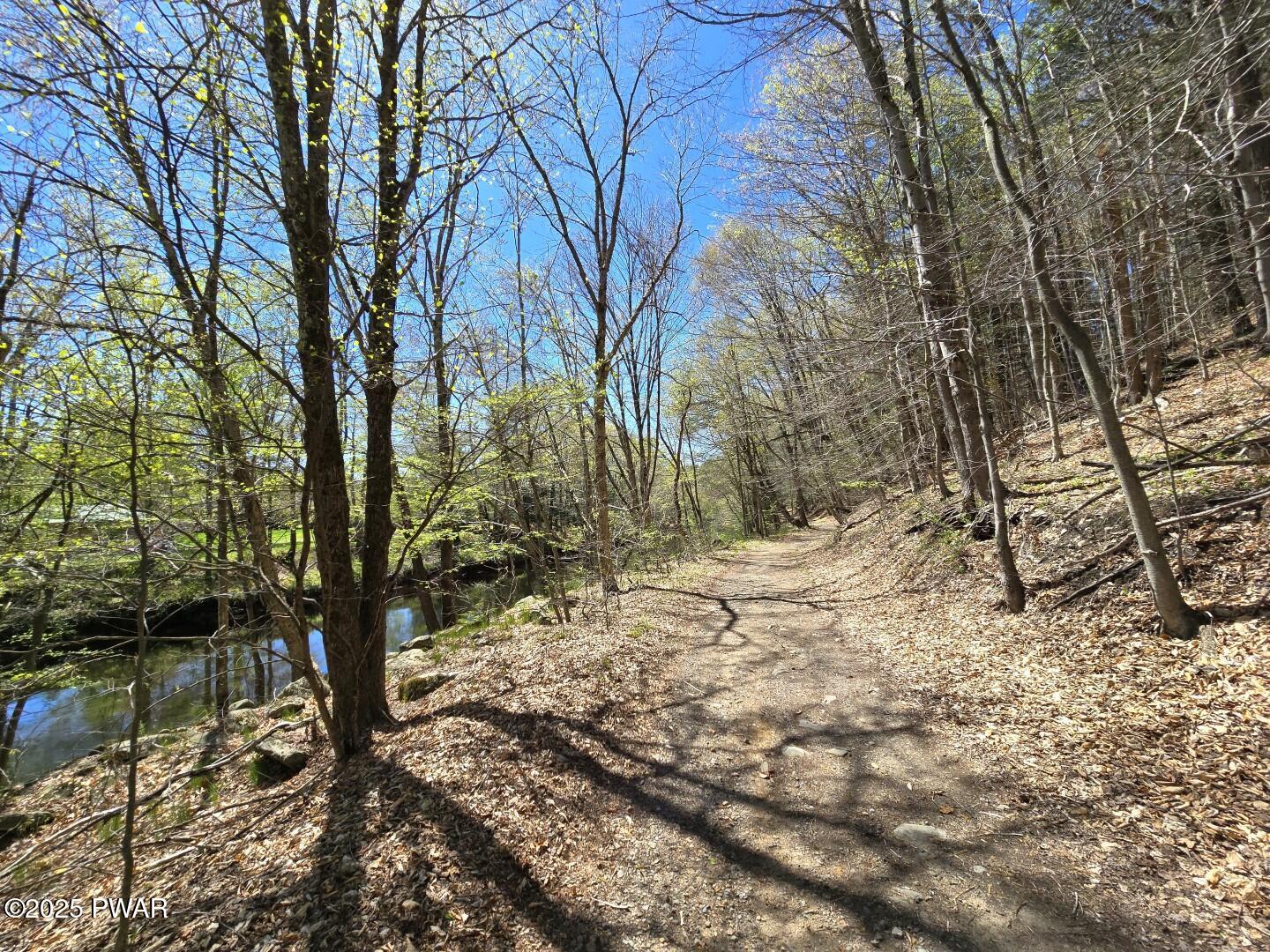 Long River Road, Newfoundland, Pennsylvania image 4
