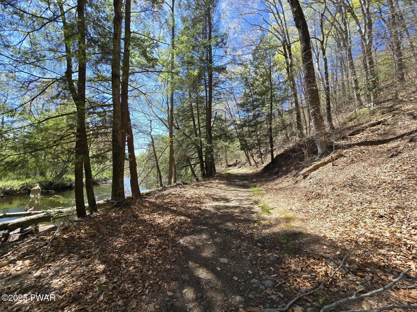 Long River Road, Newfoundland, Pennsylvania image 21