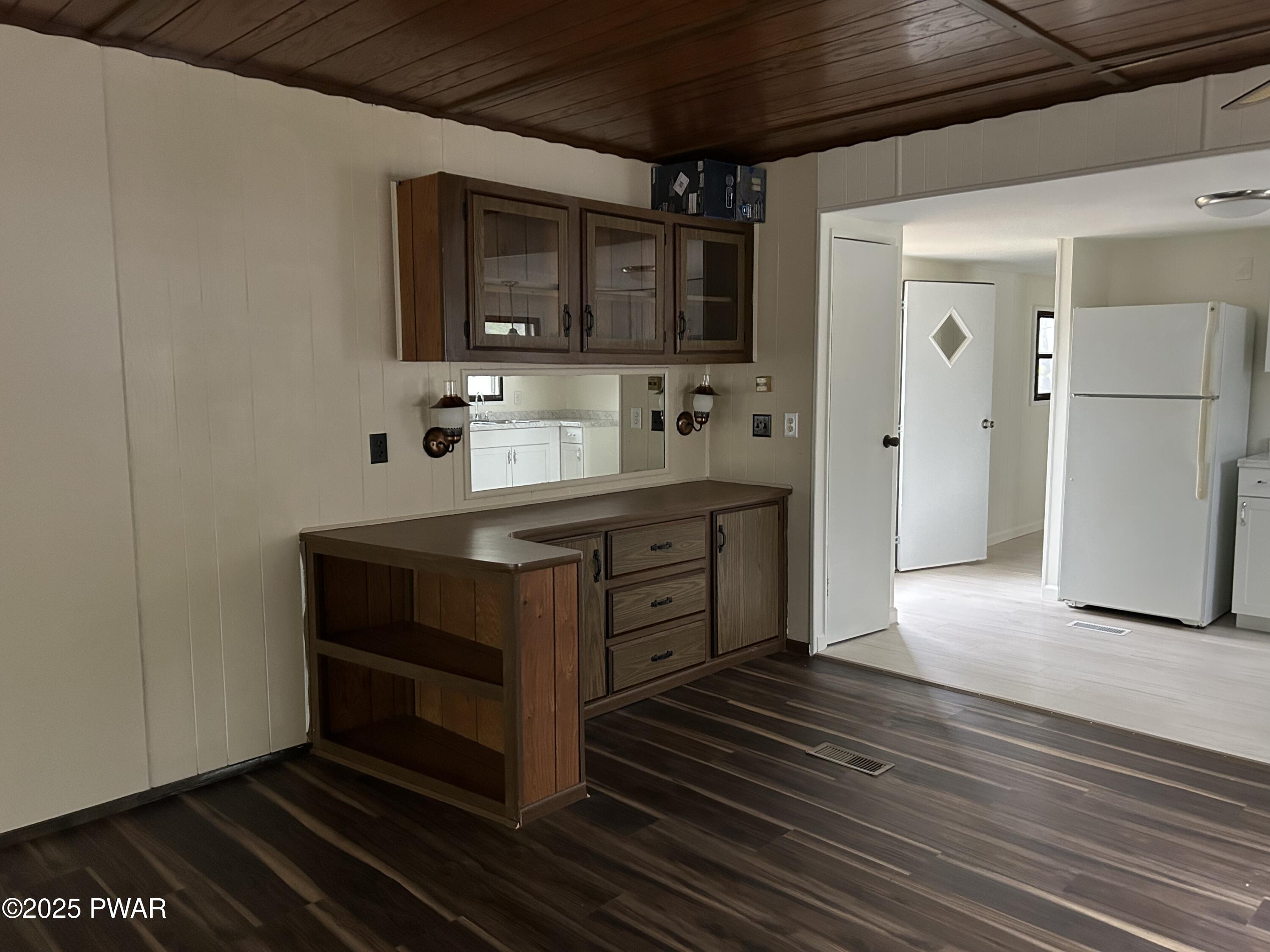 126 Middle Road, Greentown, Pennsylvania image 9