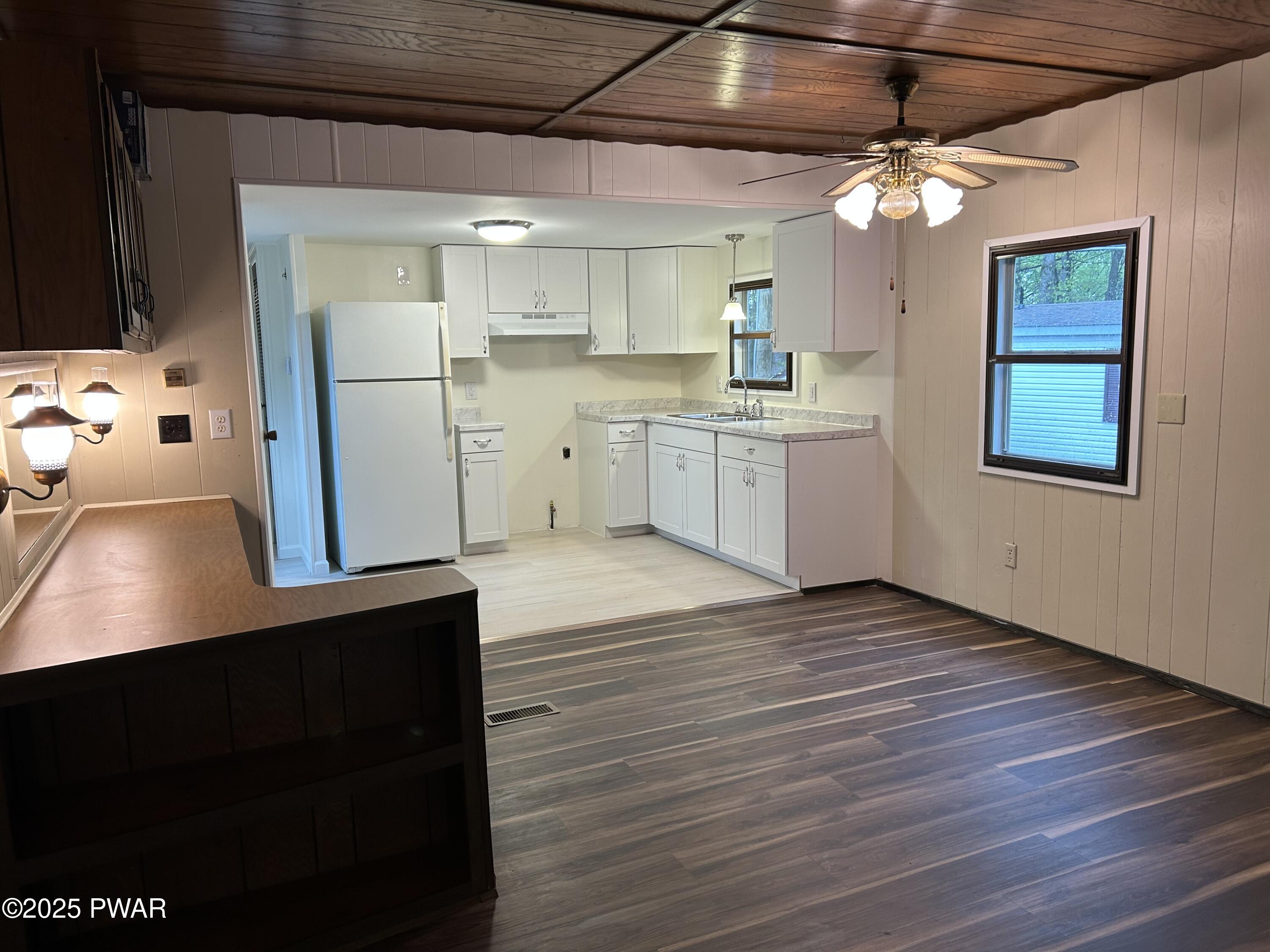 126 Middle Road, Greentown, Pennsylvania image 7