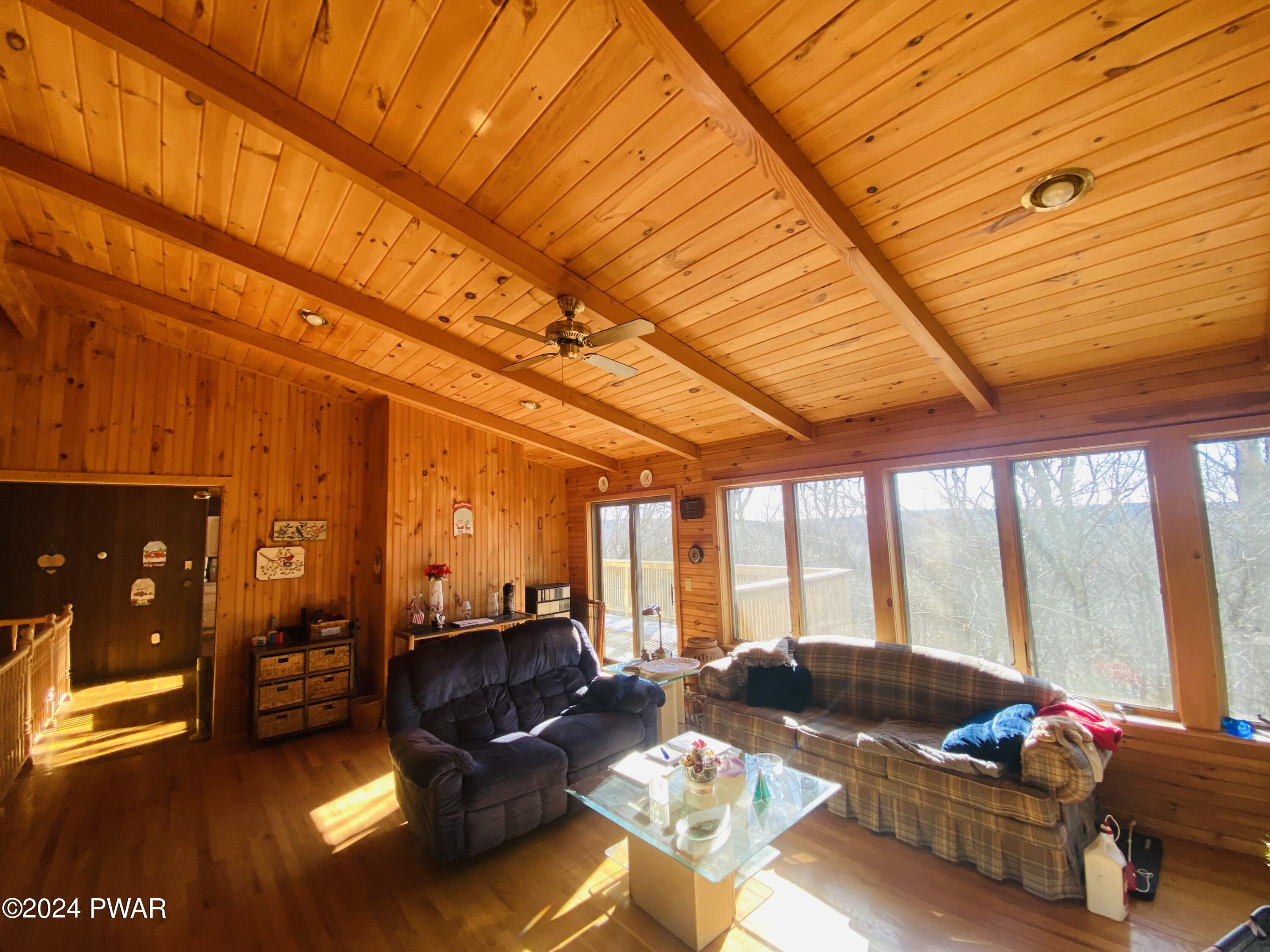 Lords Valley, Pennsylvania 18428, United States, 3 Bedrooms Bedrooms, ,3 BathroomsBathrooms,Residential,Pending,65426