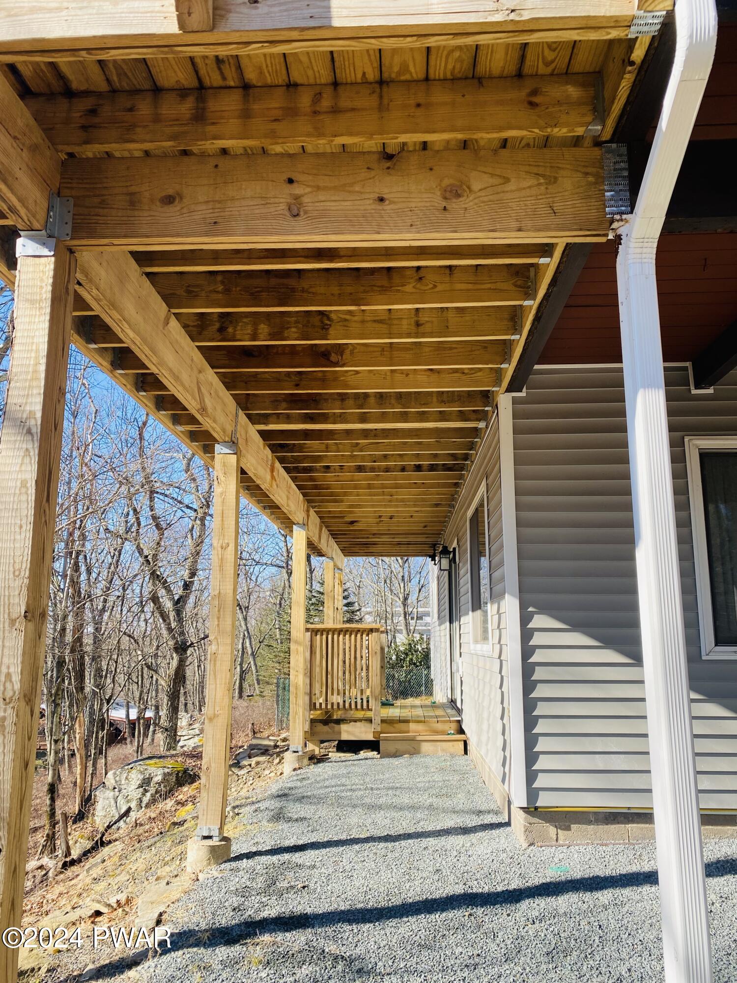 Lords Valley, Pennsylvania 18428, United States, 3 Bedrooms Bedrooms, ,3 BathroomsBathrooms,Residential,Pending,65426