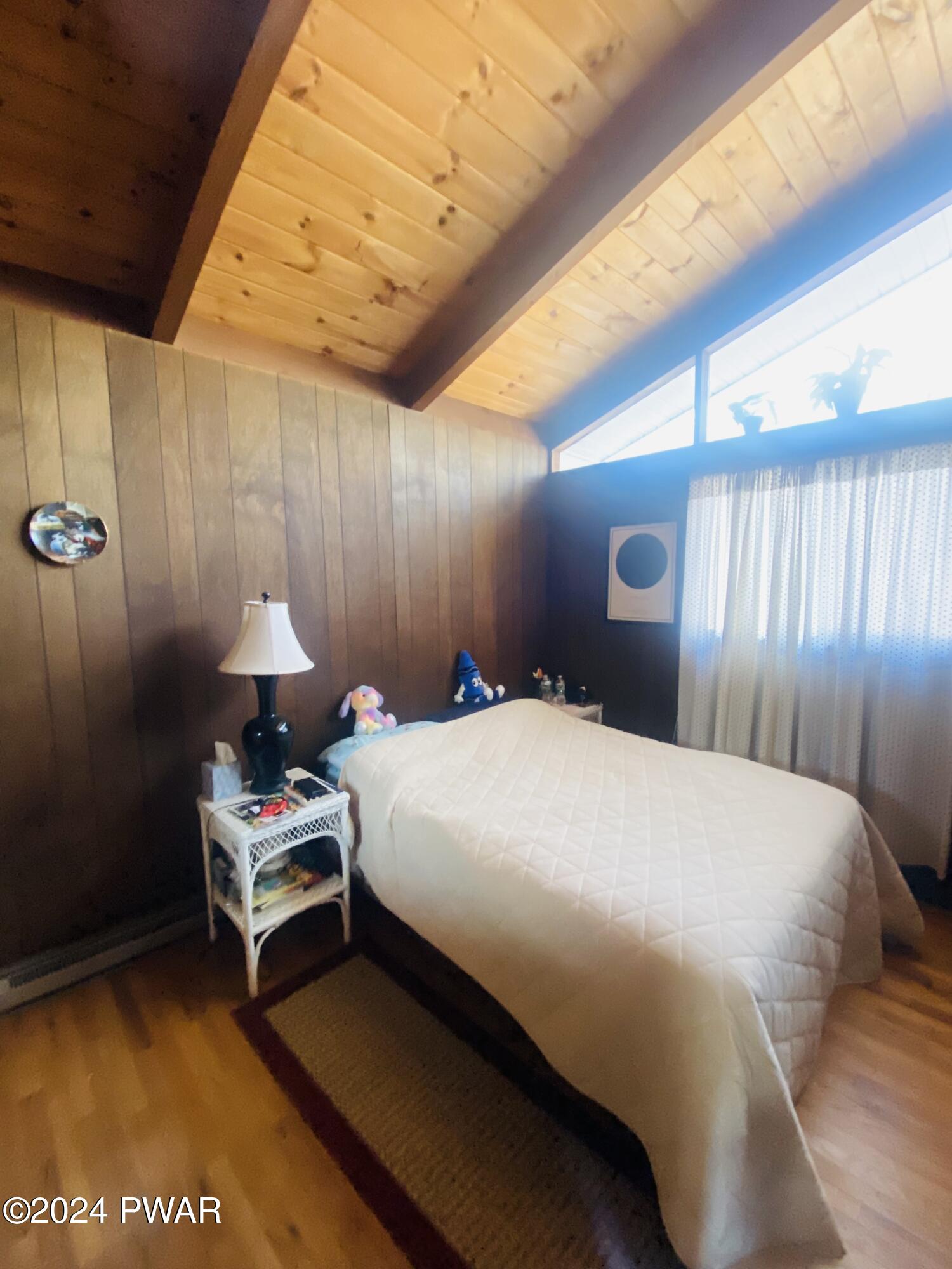 Lords Valley, Pennsylvania 18428, United States, 3 Bedrooms Bedrooms, ,3 BathroomsBathrooms,Residential,Pending,65426