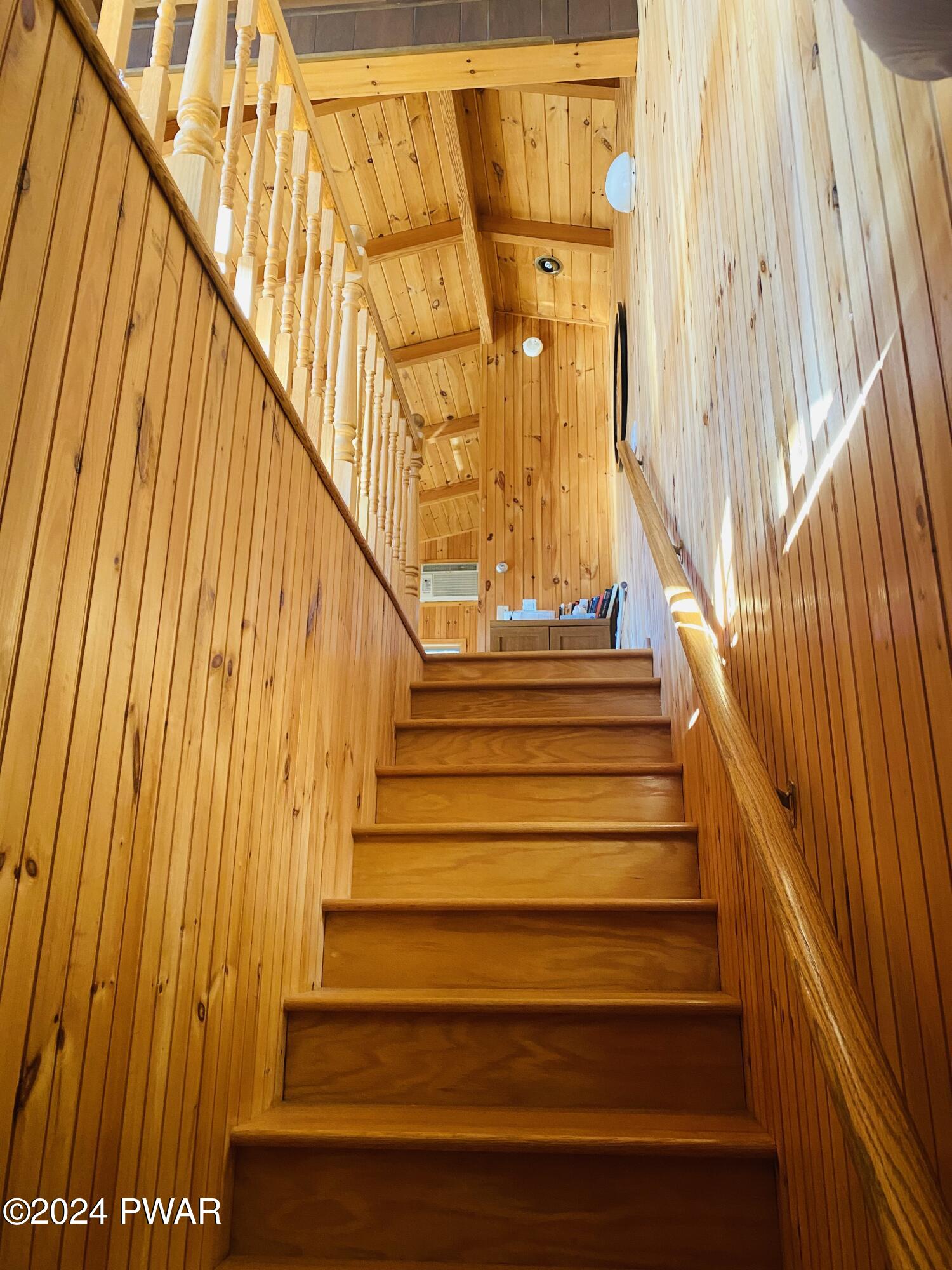 Lords Valley, Pennsylvania 18428, United States, 3 Bedrooms Bedrooms, ,3 BathroomsBathrooms,Residential,Pending,65426