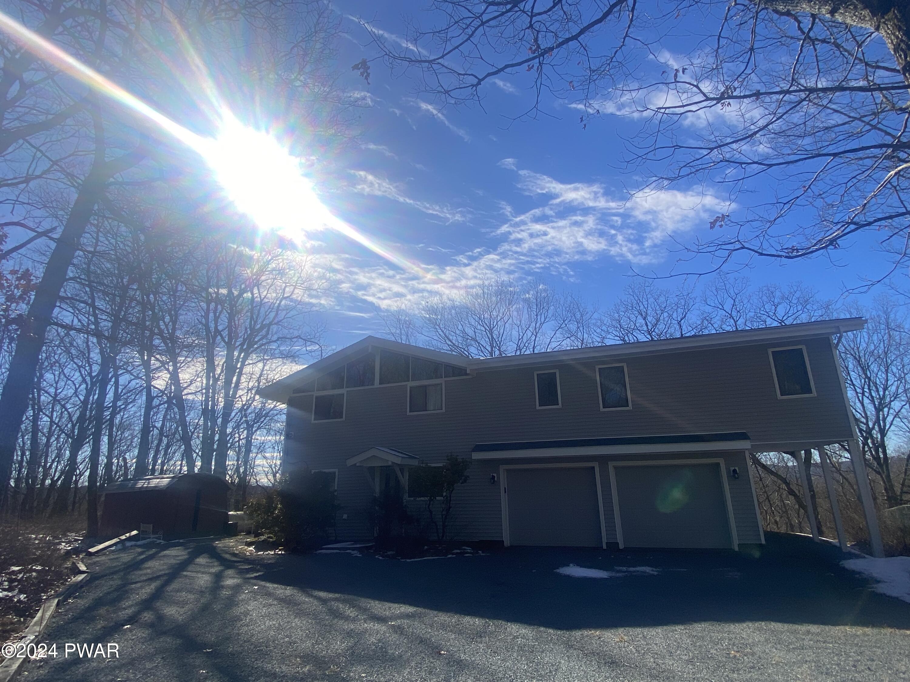 Lords Valley, Pennsylvania 18428, United States, 3 Bedrooms Bedrooms, ,3 BathroomsBathrooms,Residential,Pending,65426