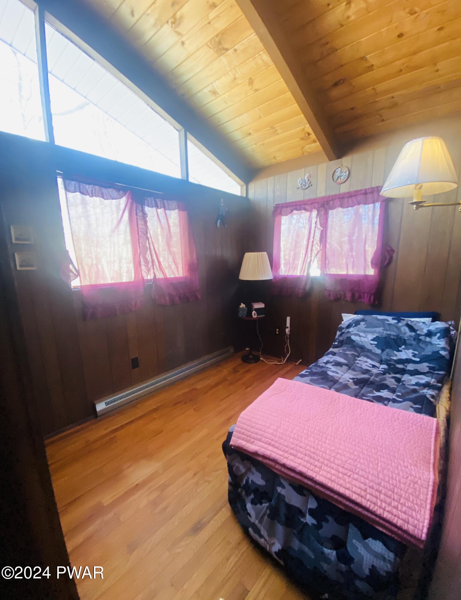 Lords Valley, Pennsylvania 18428, United States, 3 Bedrooms Bedrooms, ,3 BathroomsBathrooms,Residential,Pending,65426