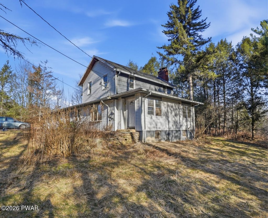 Photo of 103 Ceramic Drive, Greentown, PA 18426 (MLS # PW260827)