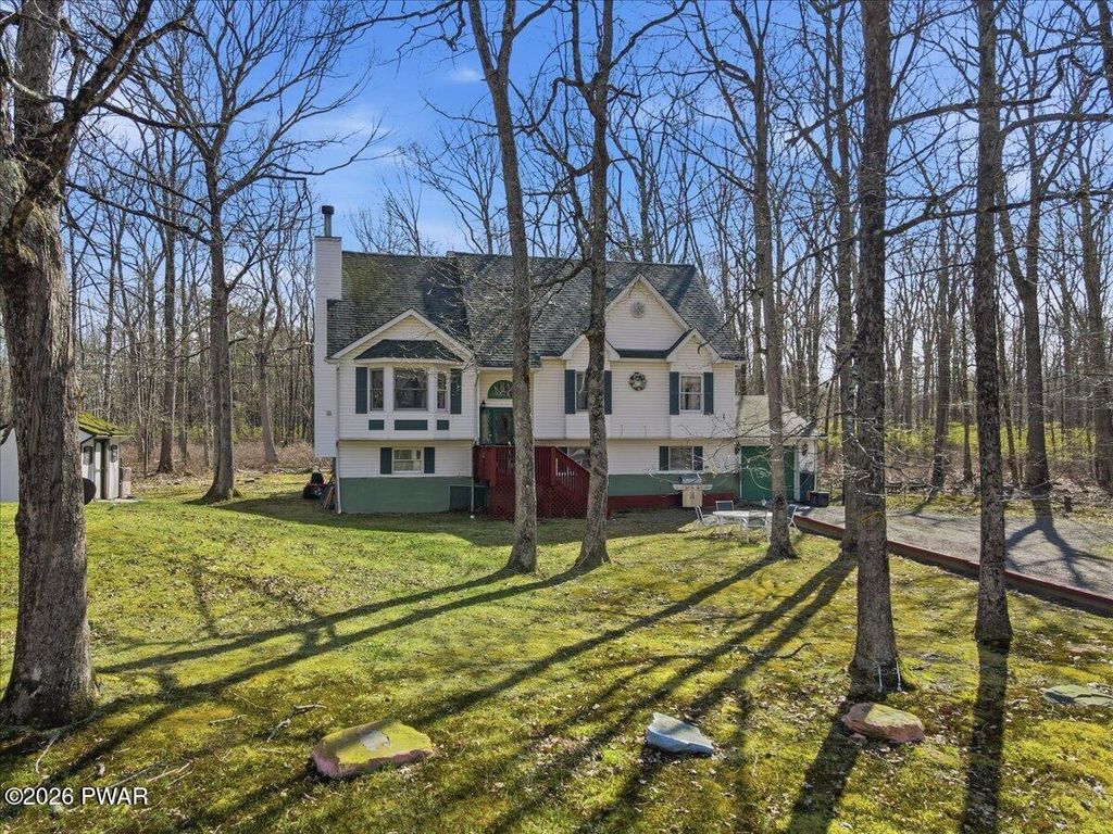 Photo of 140 Gwinnett Road, Milford, PA 18337 (MLS # PW261055)